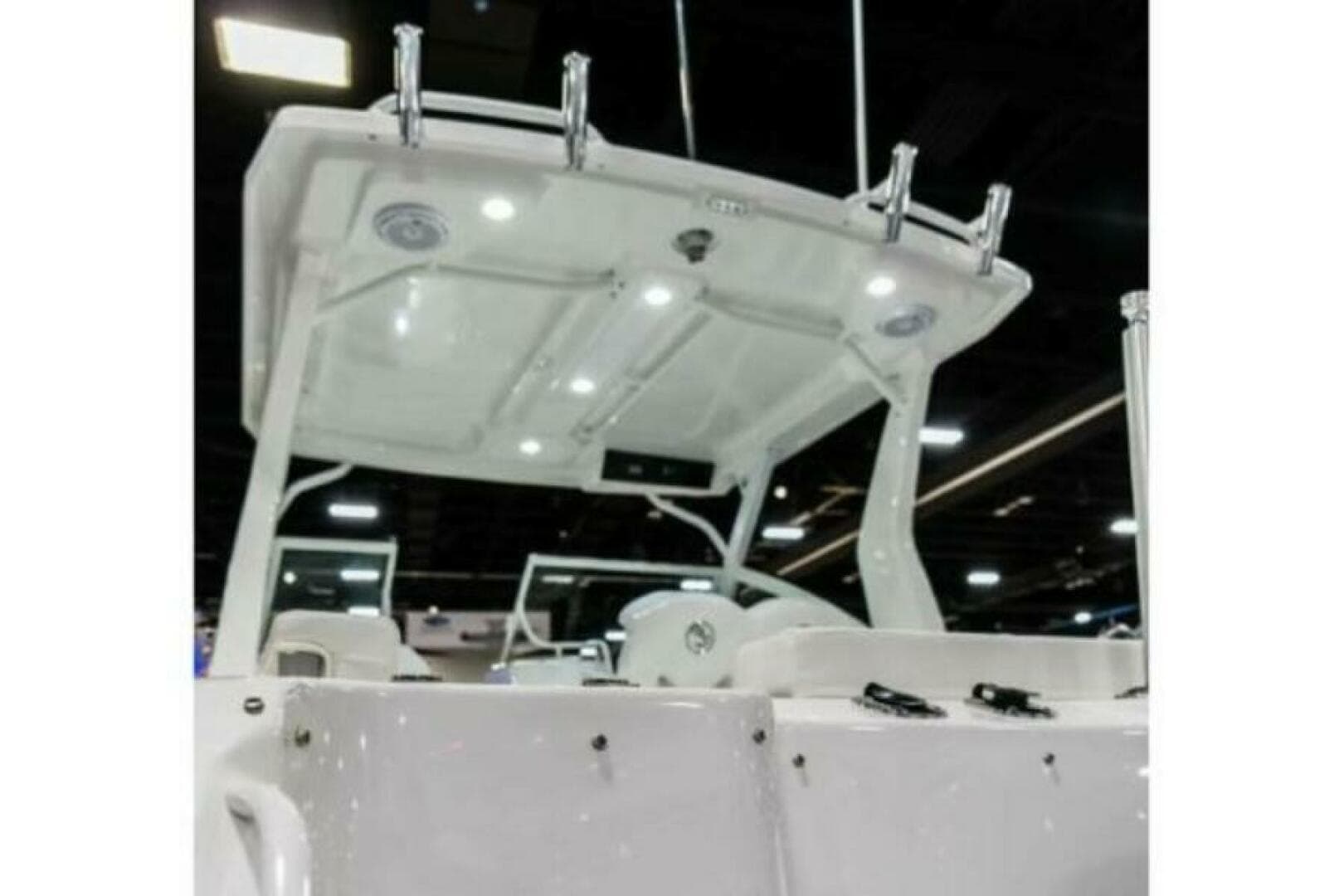 2025 Edgewater 262 CX — photo 15