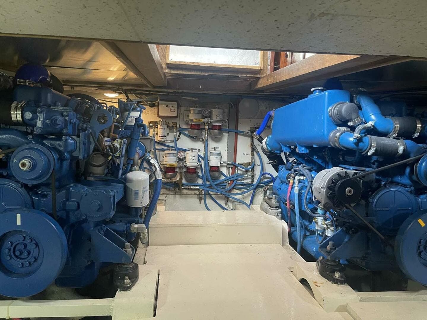 1985 Defever 40 Offshore Cruiser — photo 28