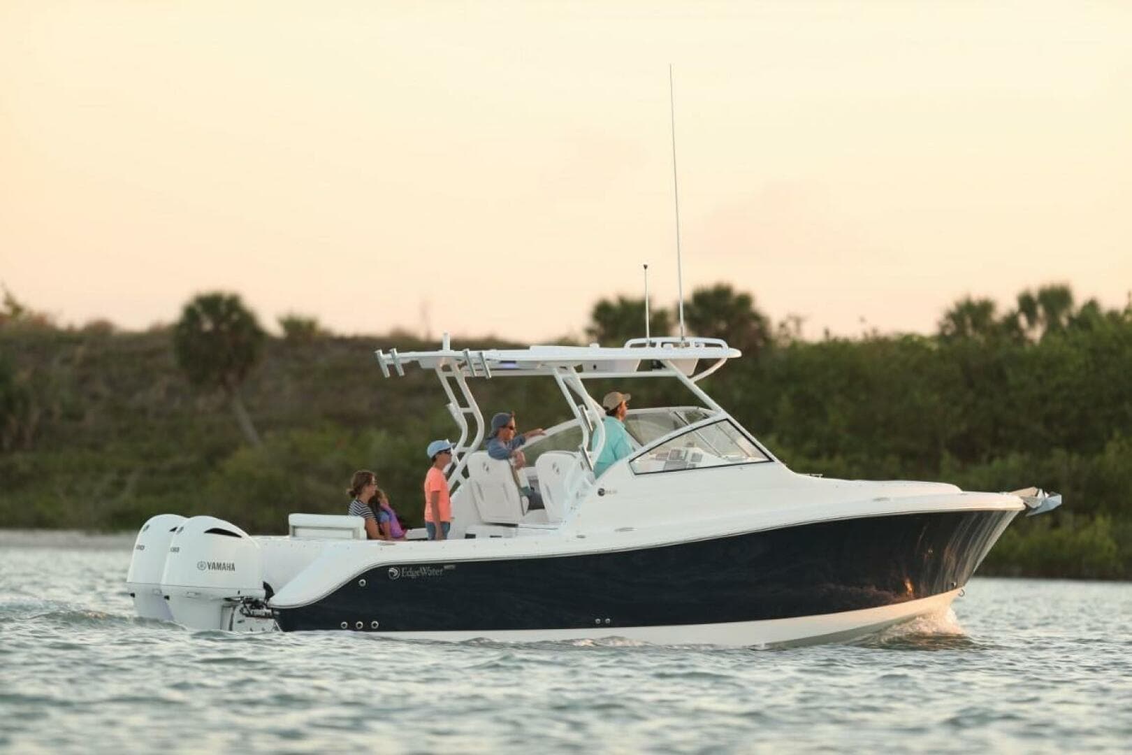 2025 Edgewater 280 CX — photo 1