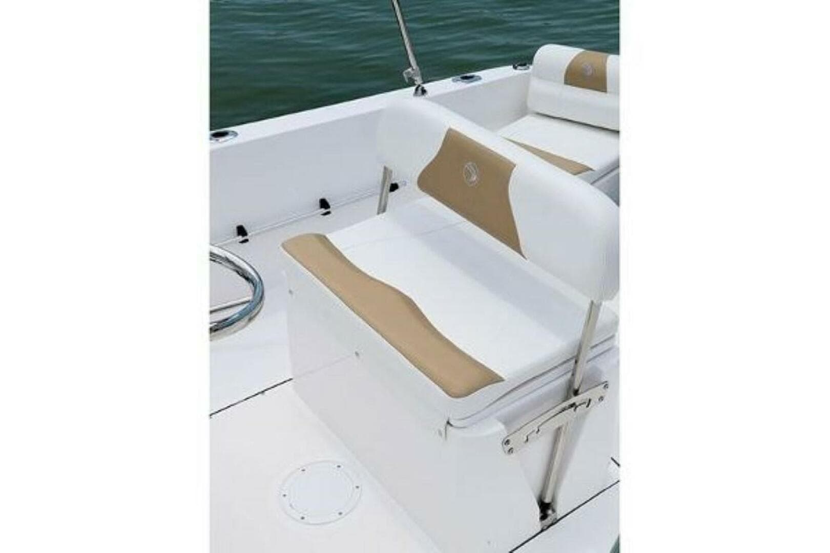 2025 Edgewater 170 CC — photo 6