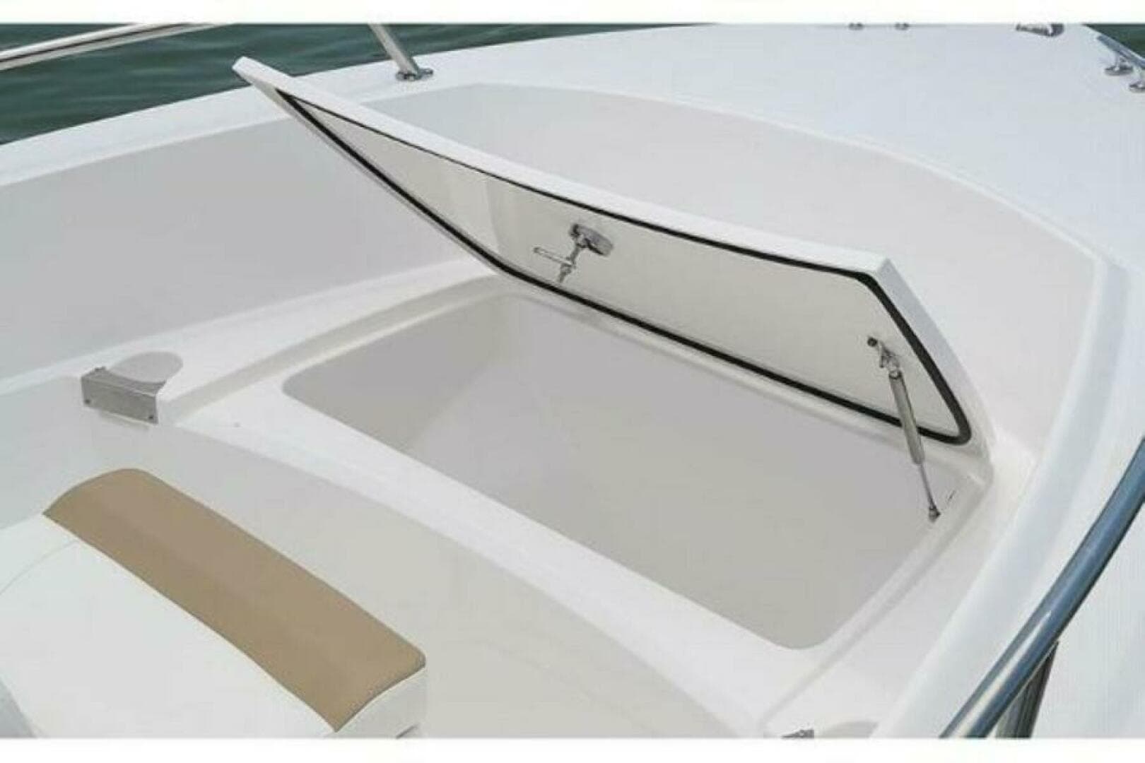 2025 Edgewater 170 CC — photo 4