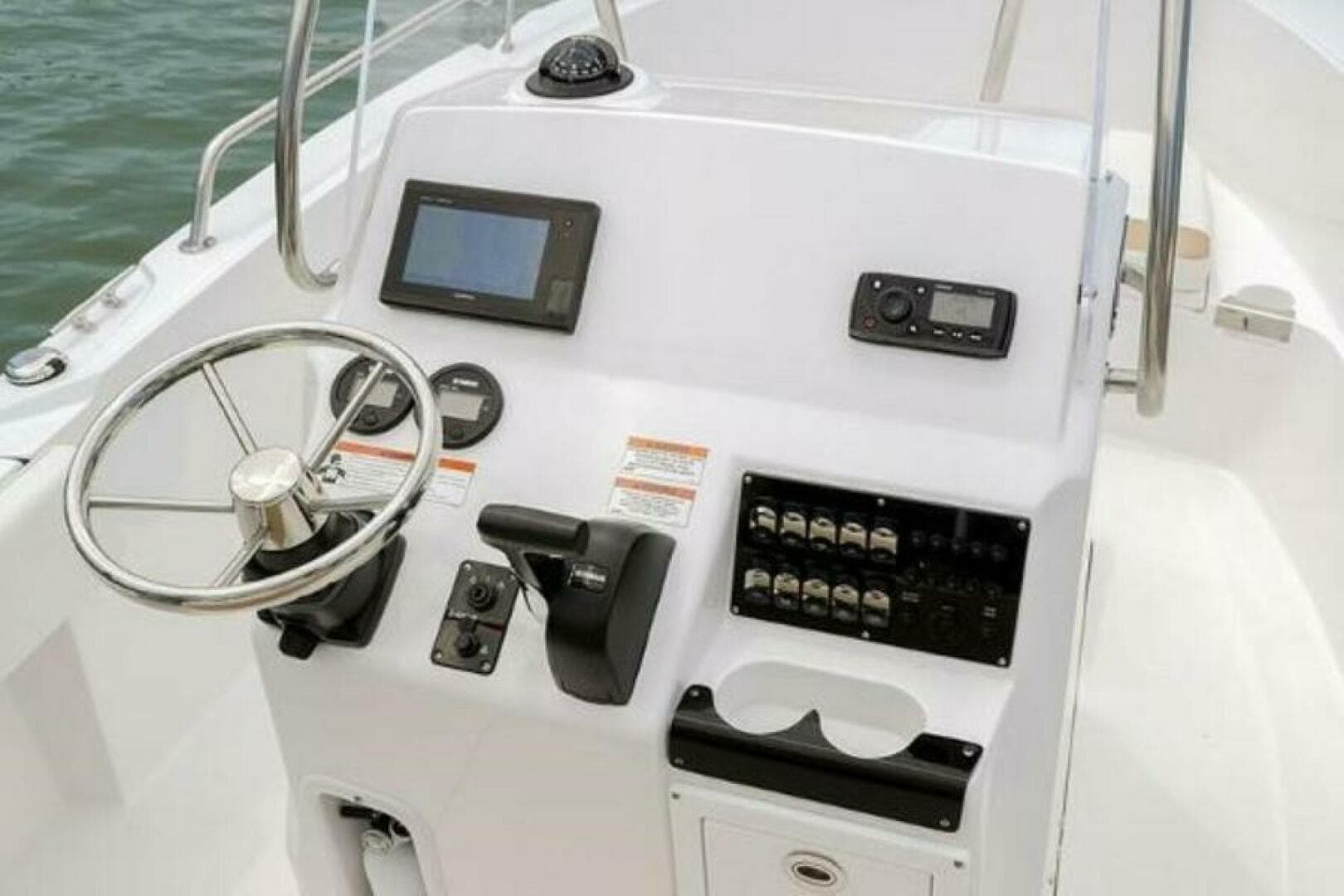 2025 Edgewater 188 CC — photo 7