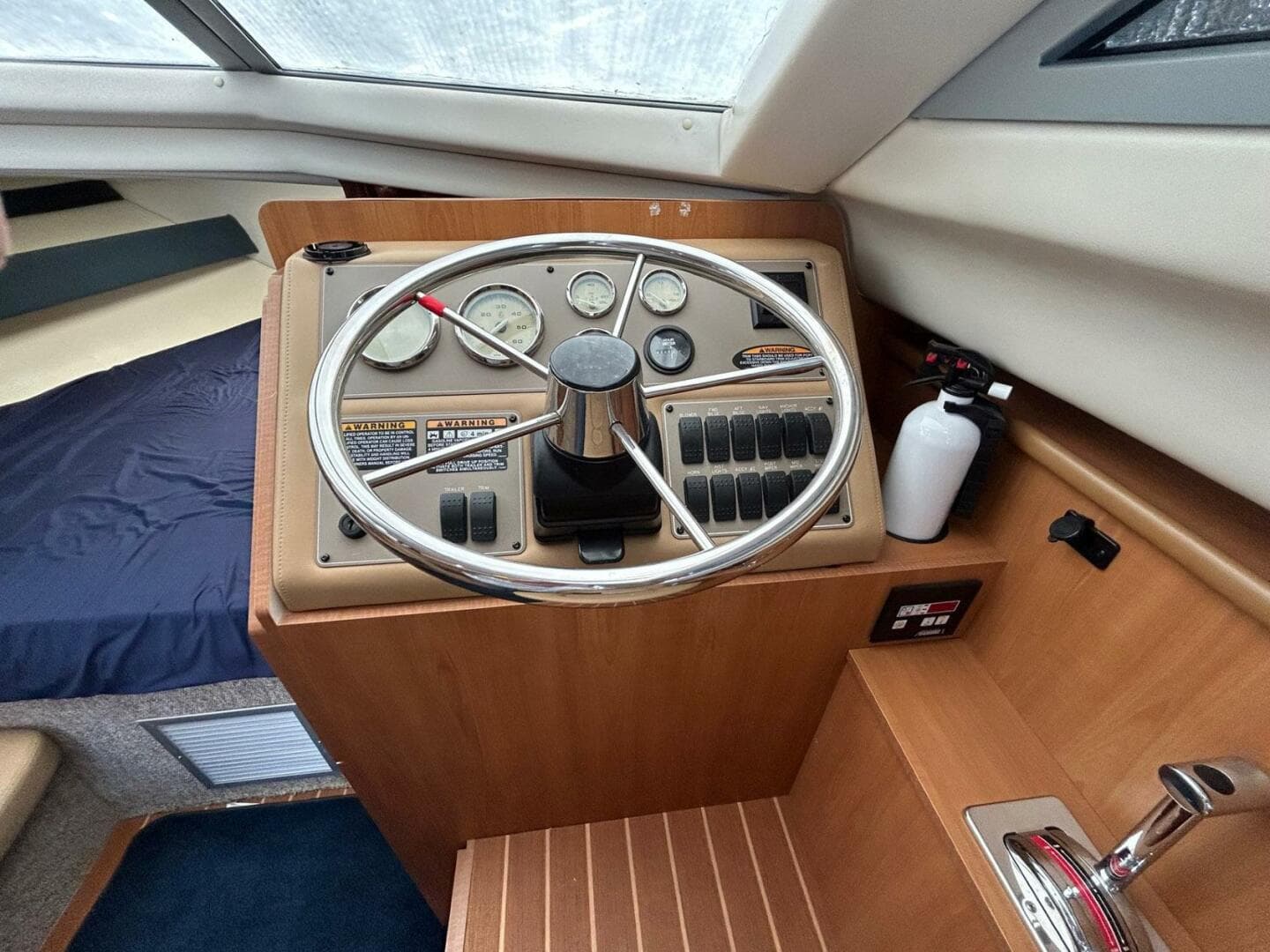 2008 Bayliner Discovery 288 — photo 12