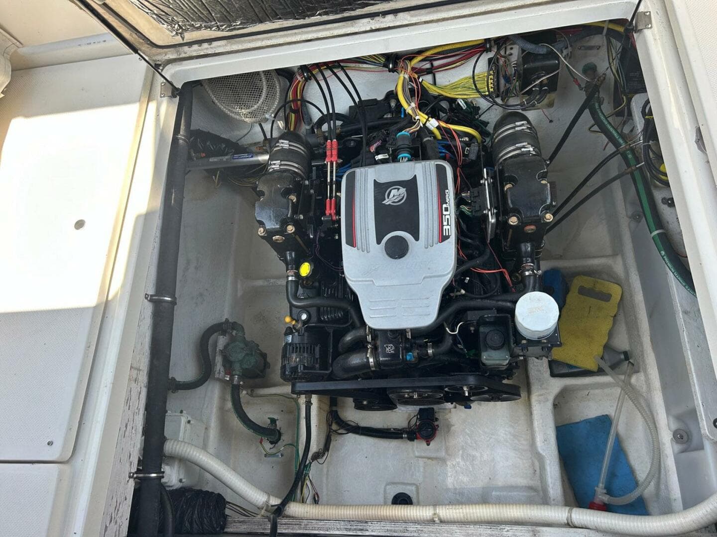 2008 Bayliner Discovery 288 — photo 29