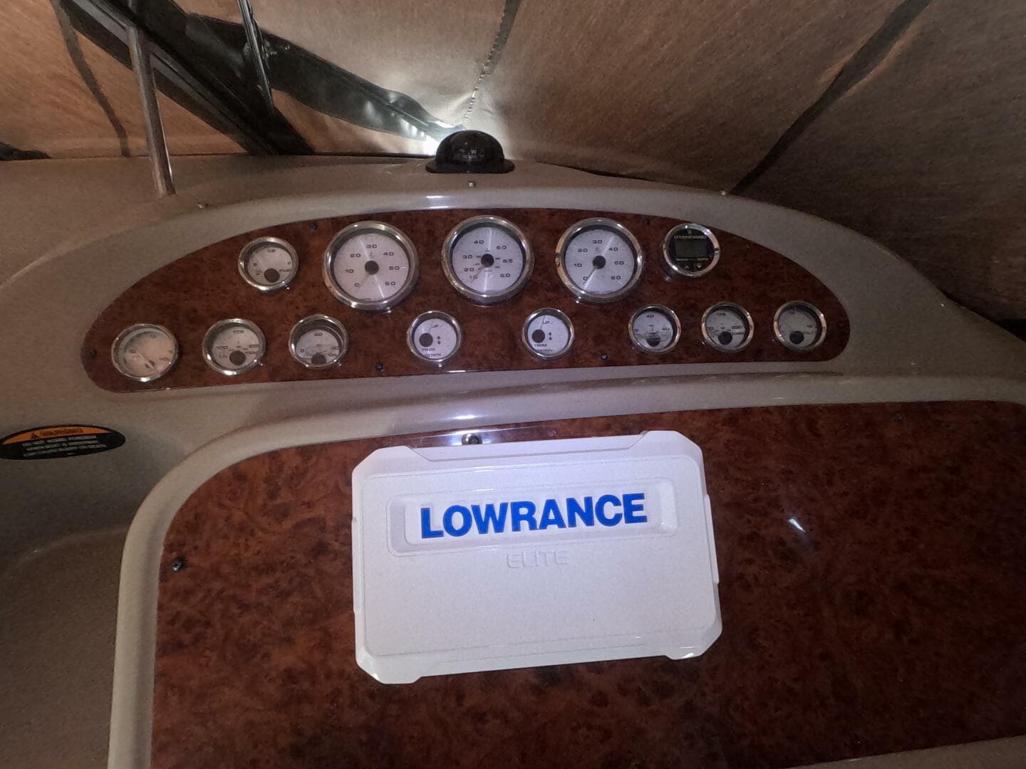 2000 Bayliner 3055 — photo 5