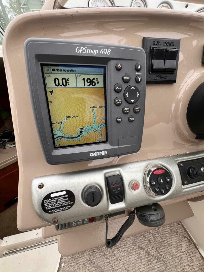 2007 Larson Cabrio 274 — photo 40