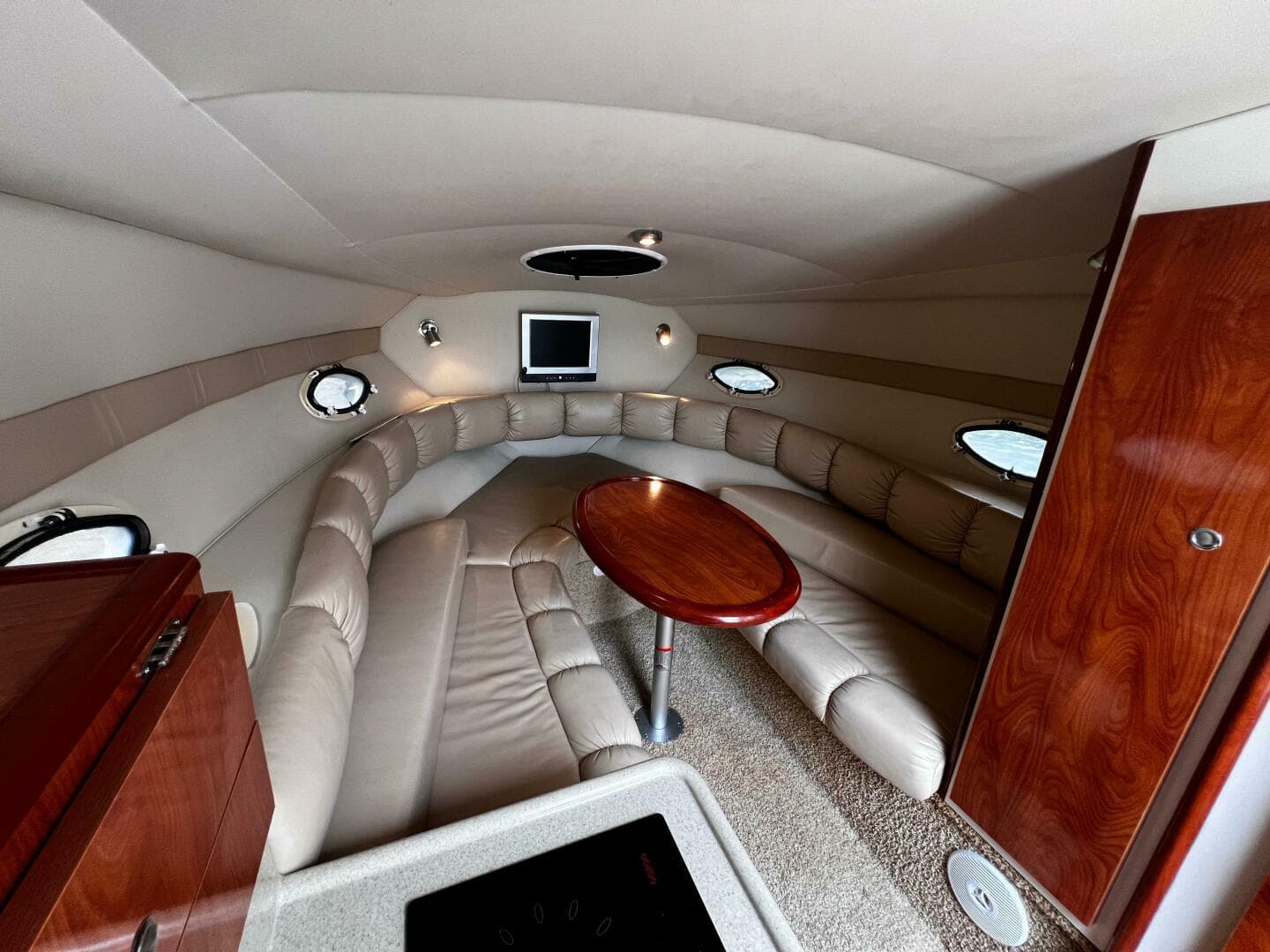 2007 Larson Cabrio 274 — photo 22