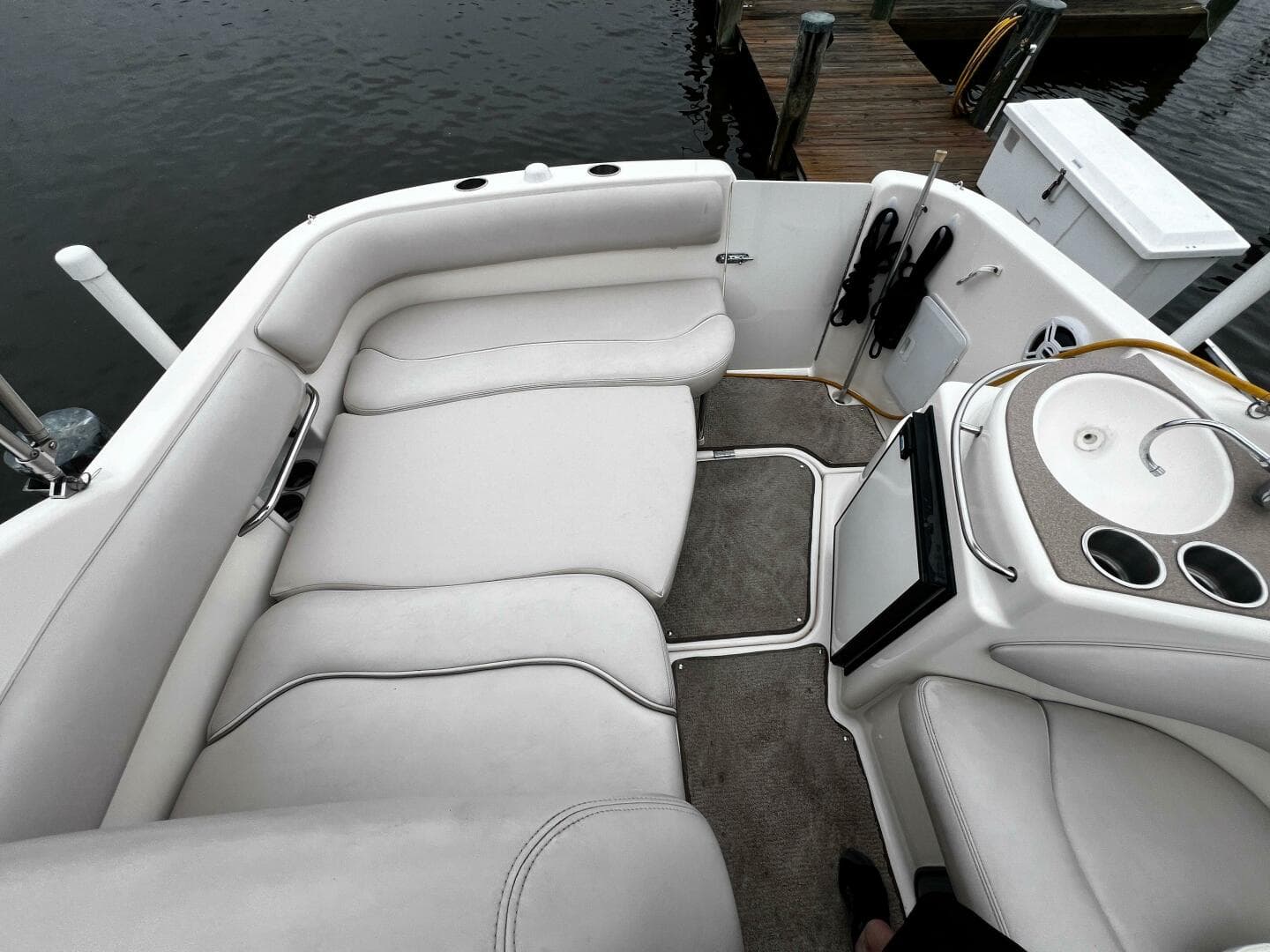 2007 Larson Cabrio 274 — photo 49