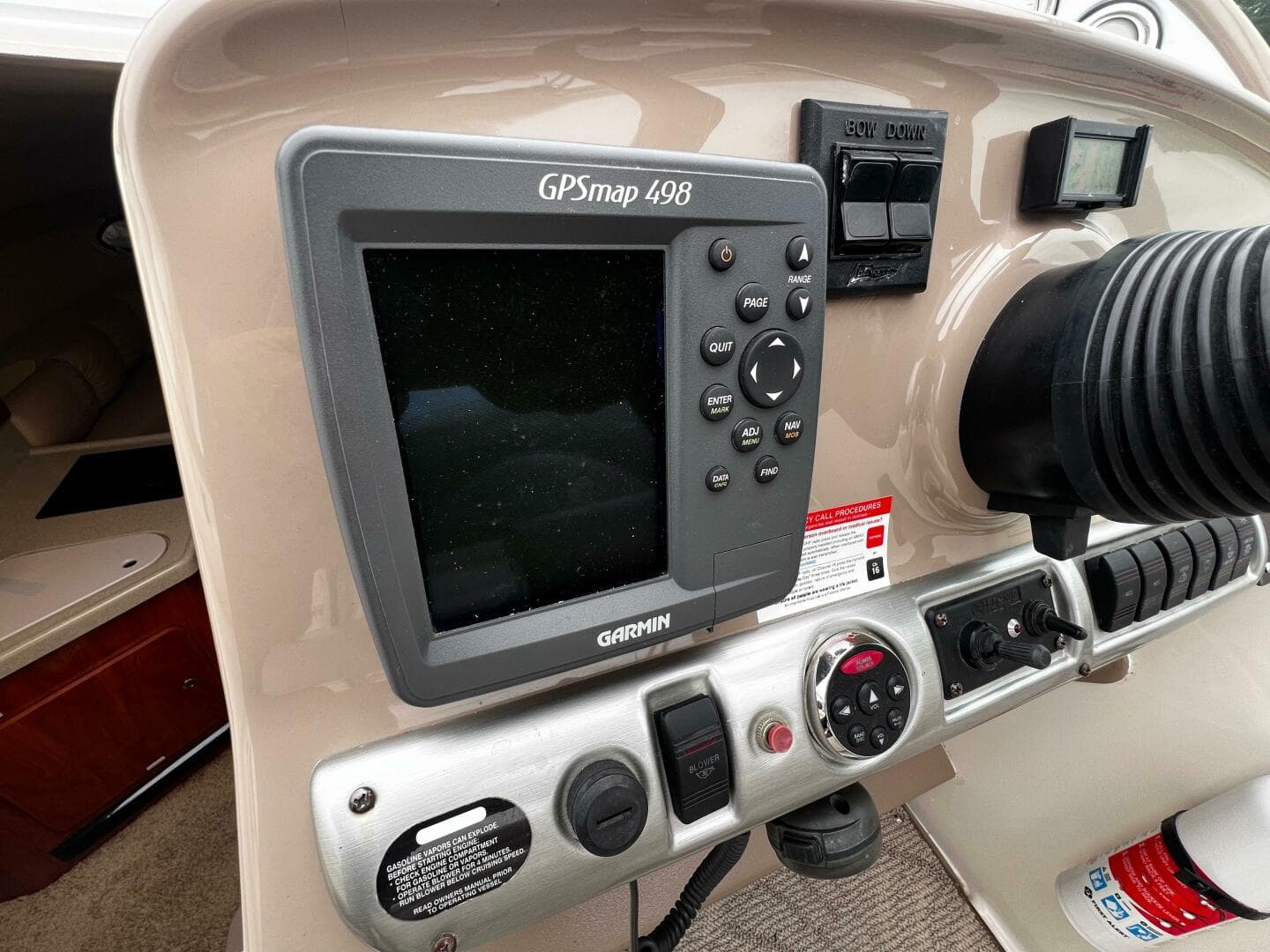 2007 Larson Cabrio 274 — photo 41