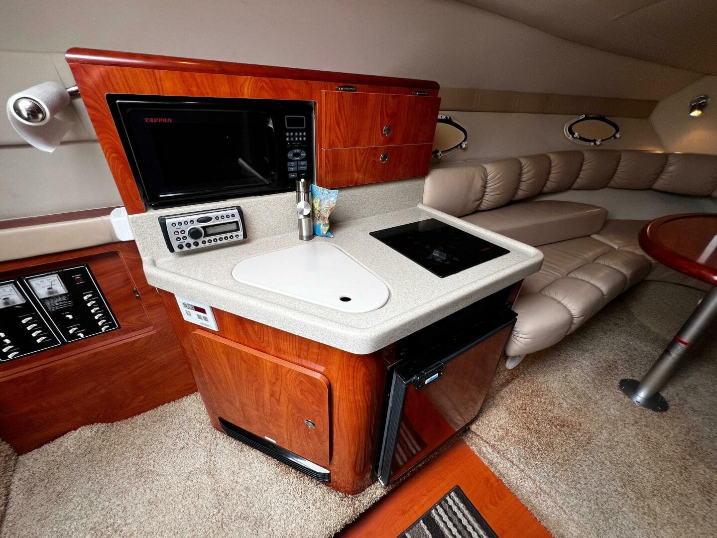 2007 Larson Cabrio 274 — photo 23