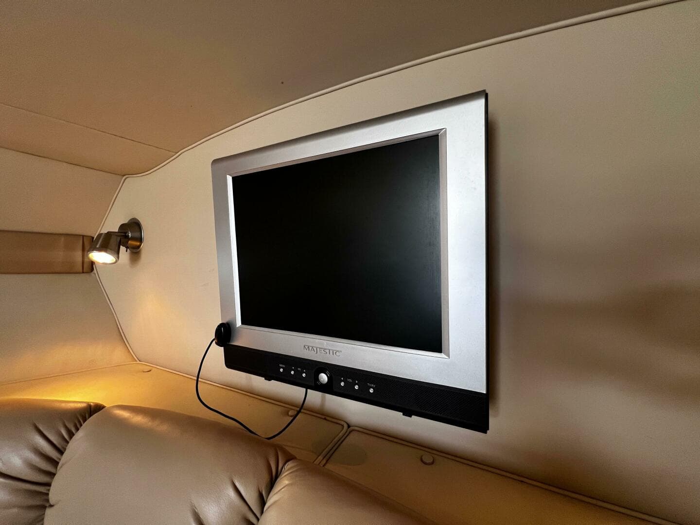 2007 Larson Cabrio 274 — photo 29