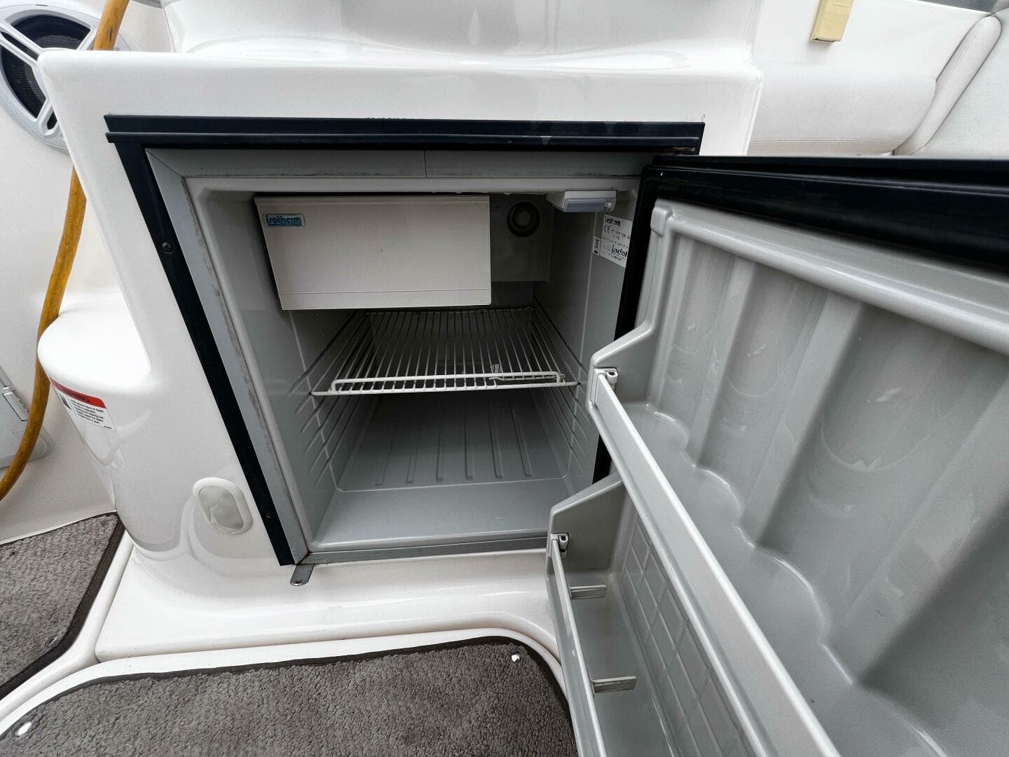 2007 Larson Cabrio 274 — photo 47