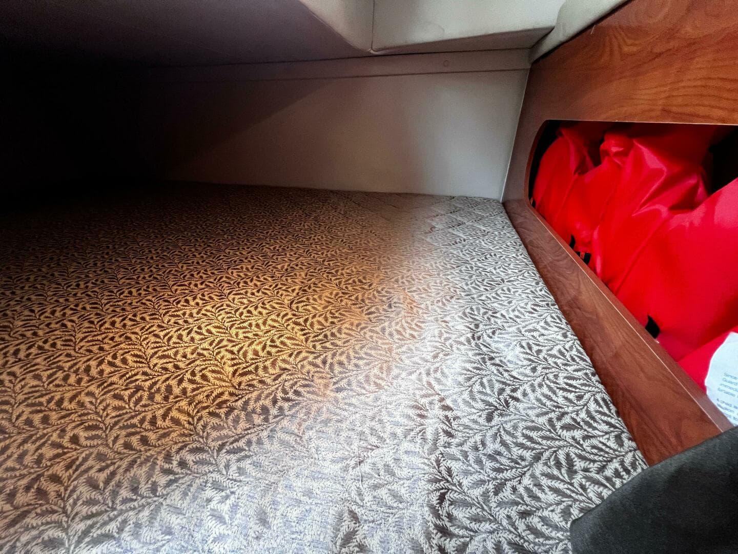 2007 Larson Cabrio 274 — photo 38