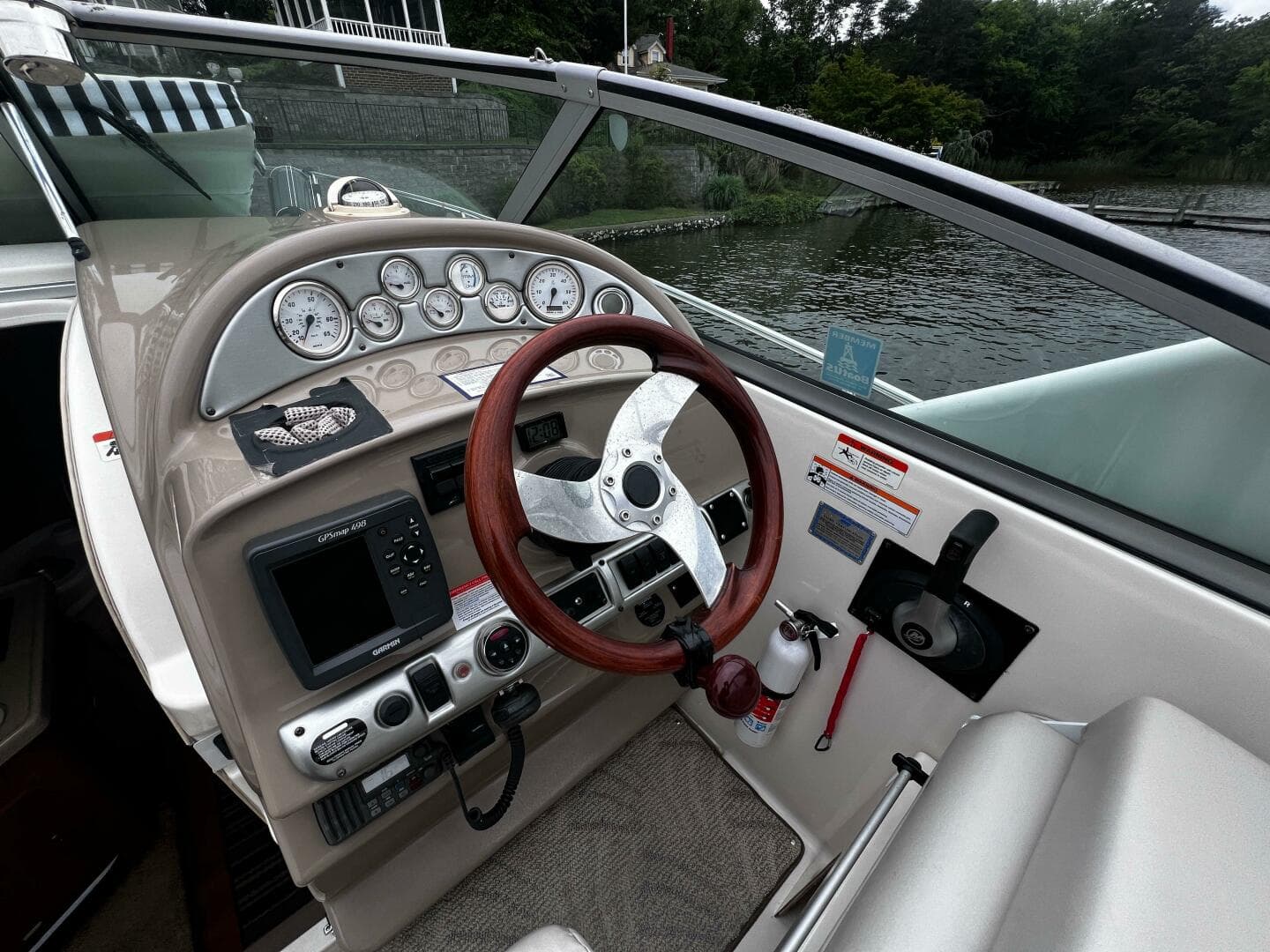 2007 Larson Cabrio 274 — photo 15