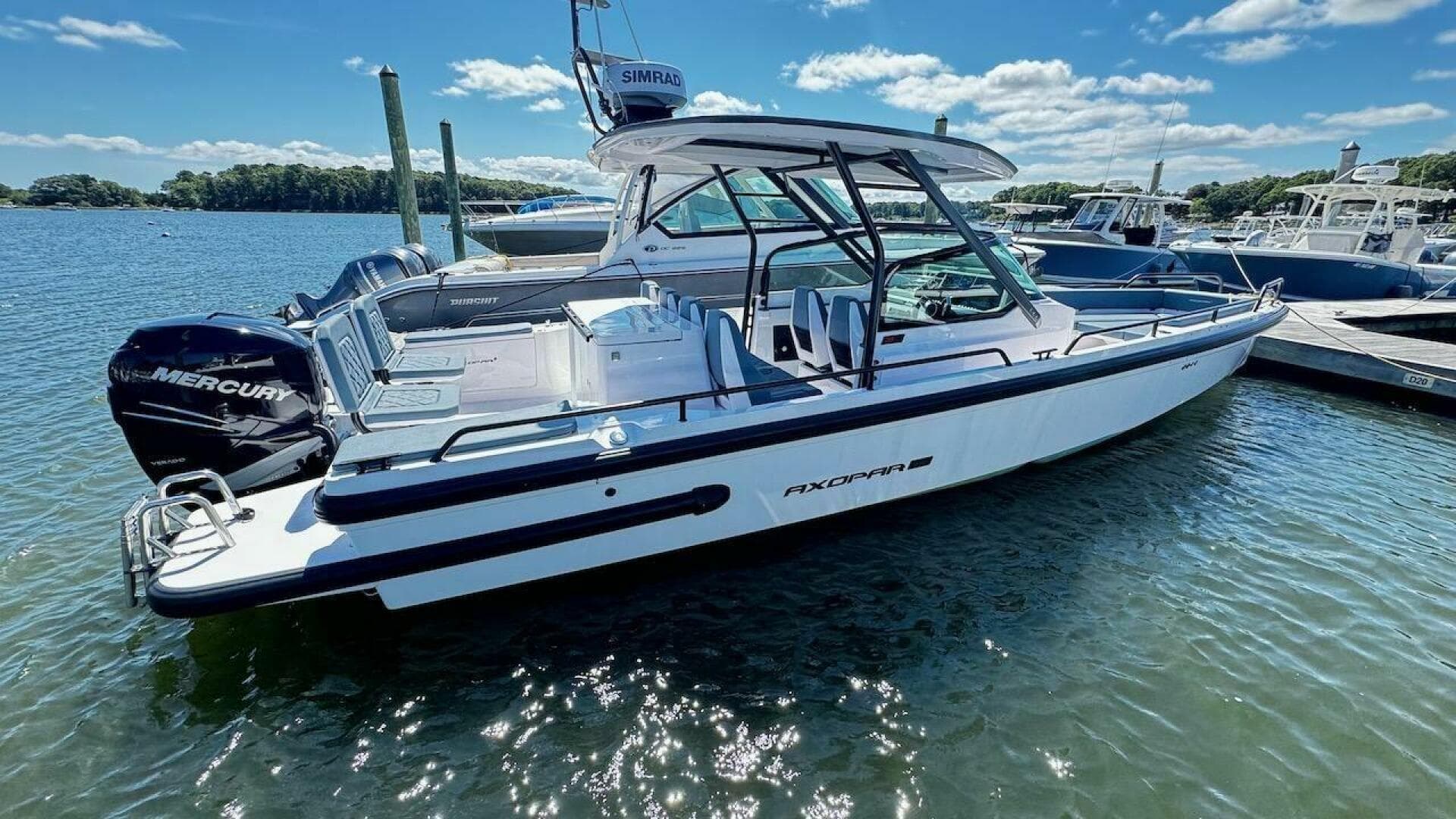 2022 Axopar 28 T-Top — photo 1