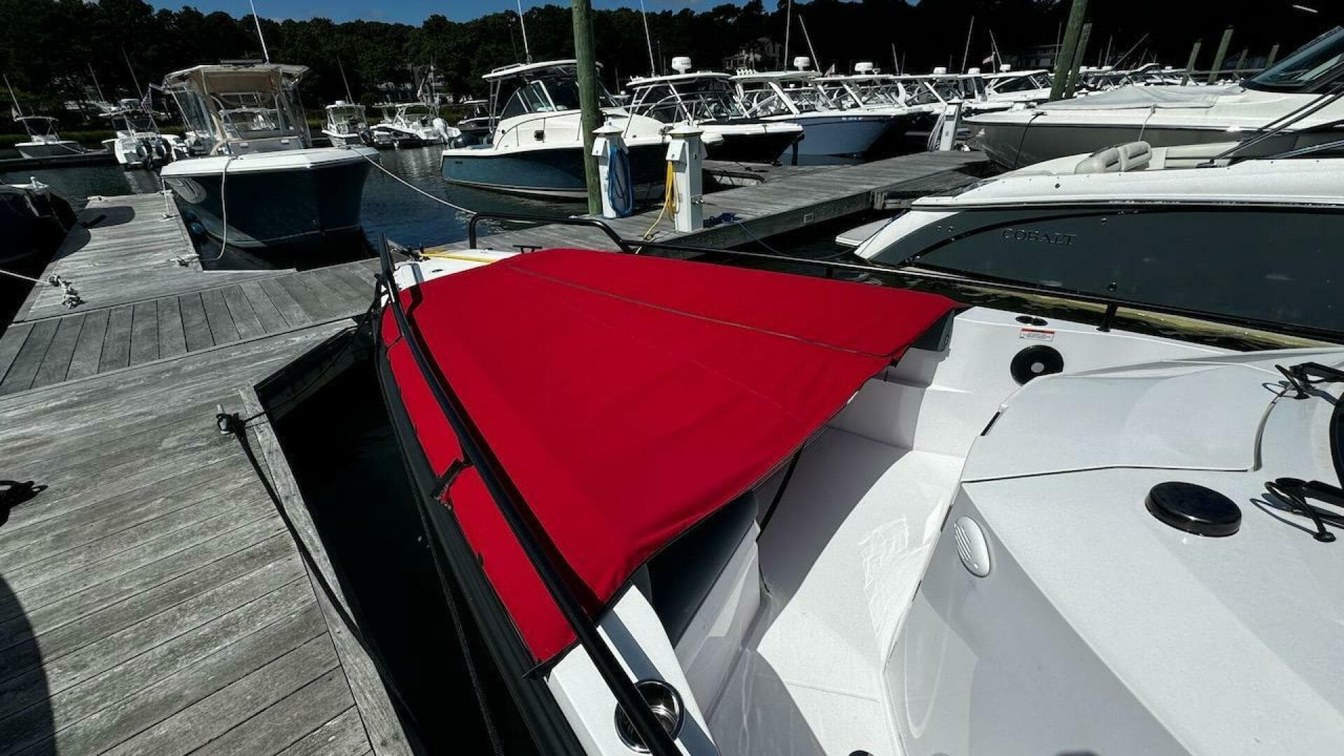 2022 Axopar 28 T-Top — photo 32