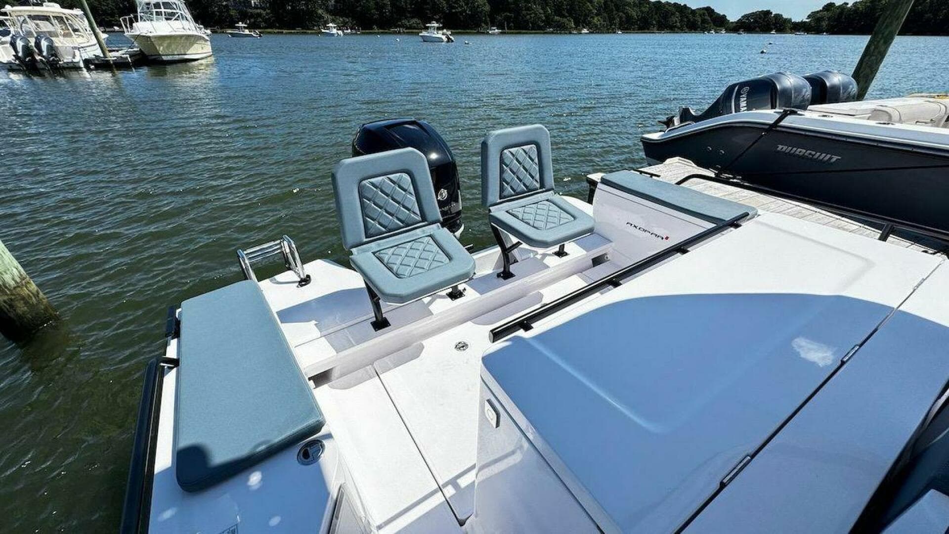 2022 Axopar 28 T-Top — photo 21