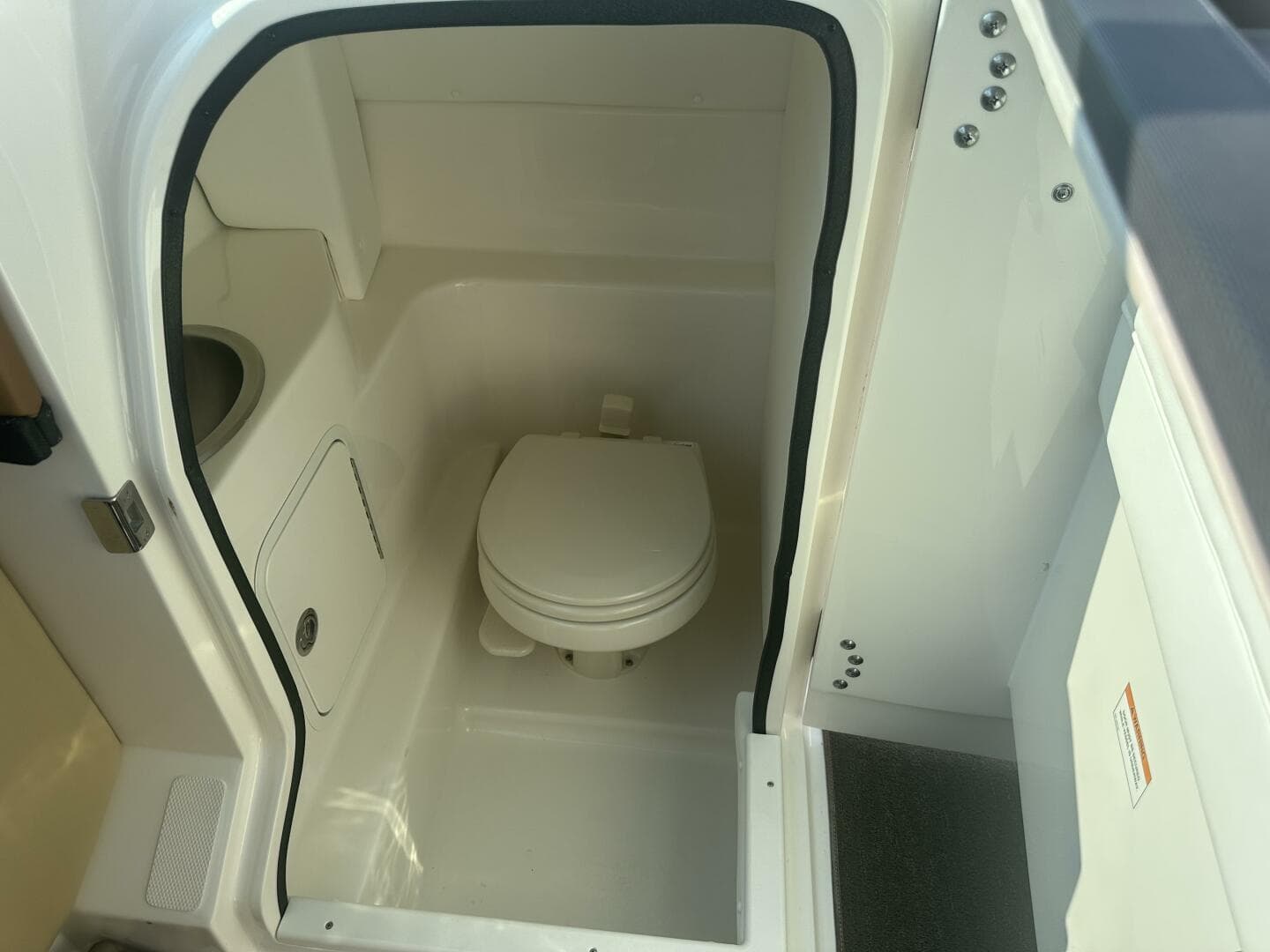 2014 Sea Ray 270 Slx — photo 24