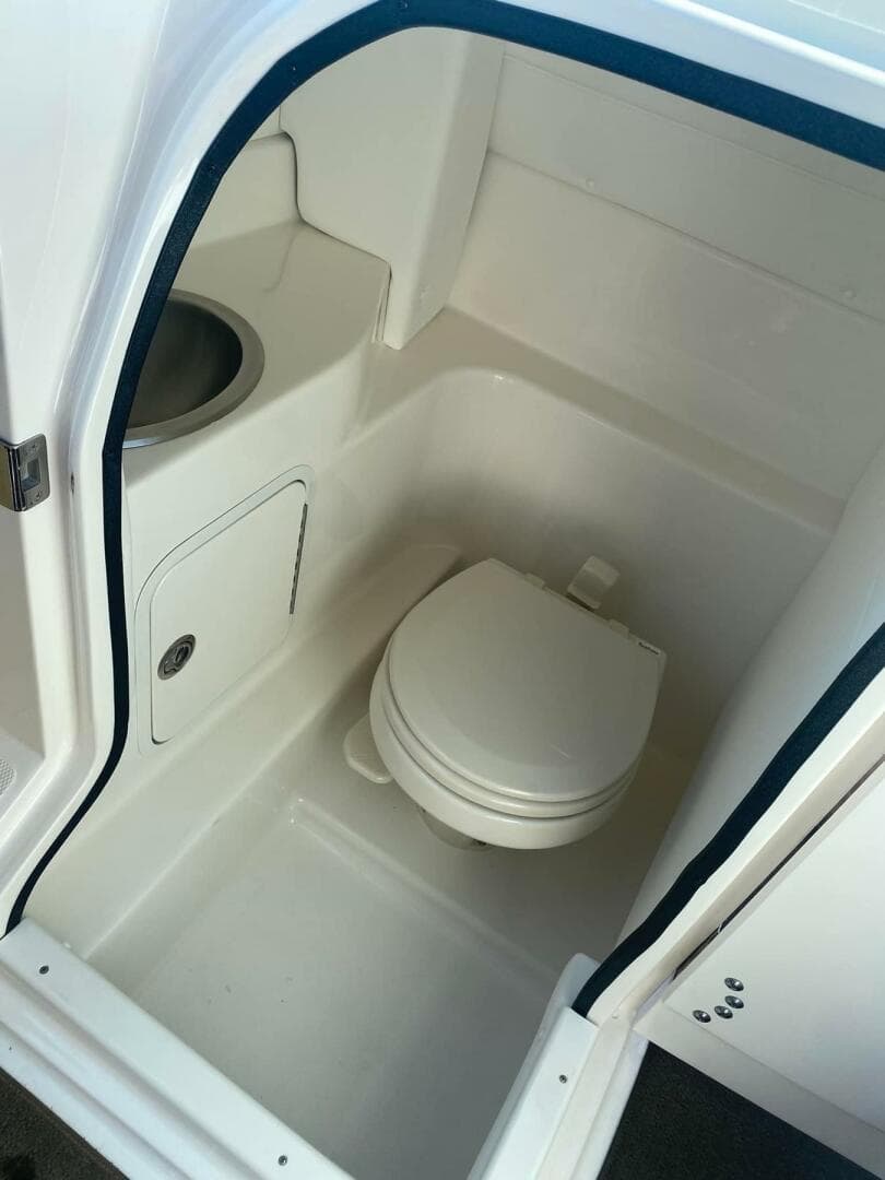 2014 Sea Ray 270 Slx — photo 25