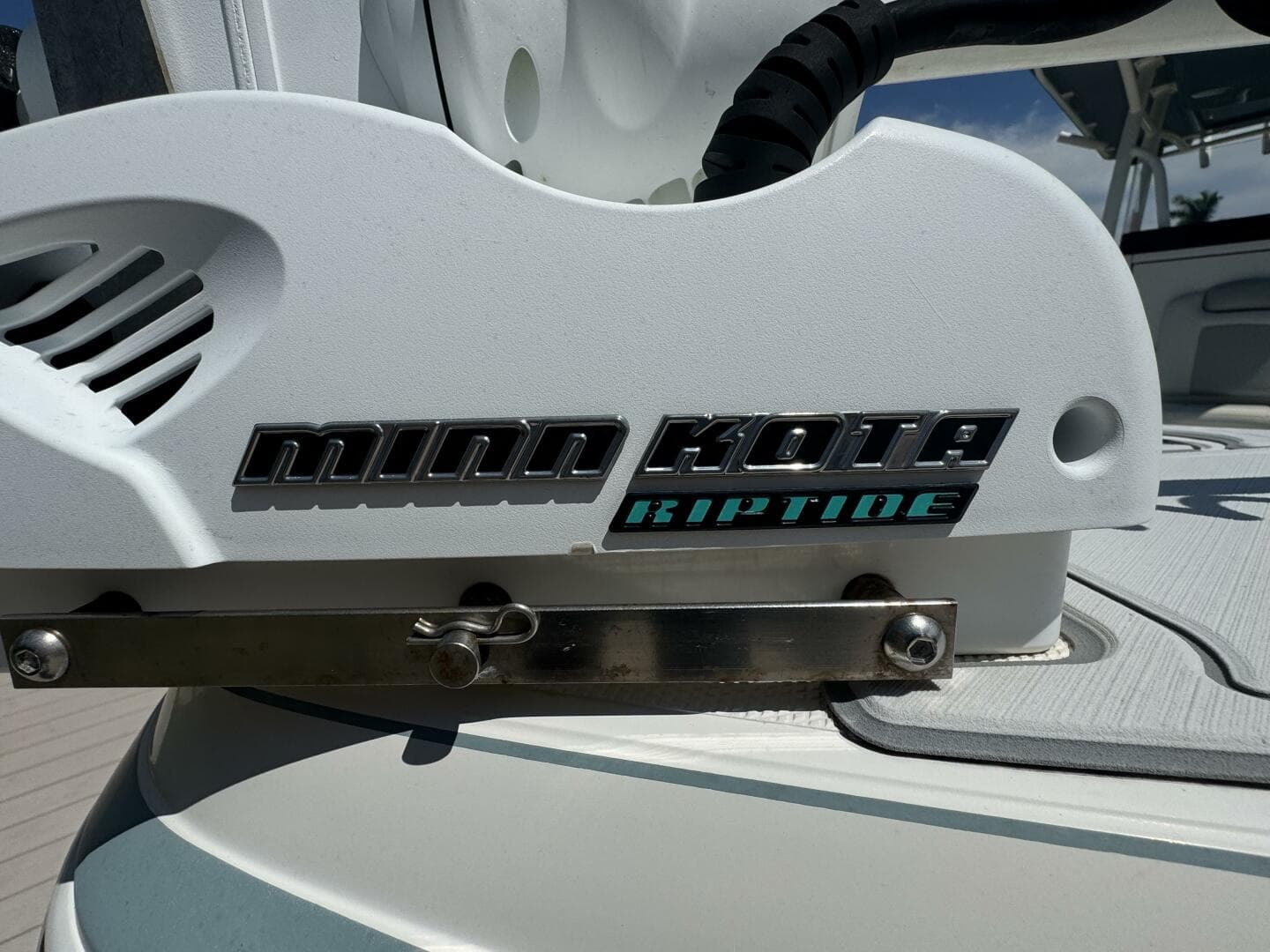 2019 Ranger 2360 Bay Ranger — photo 4