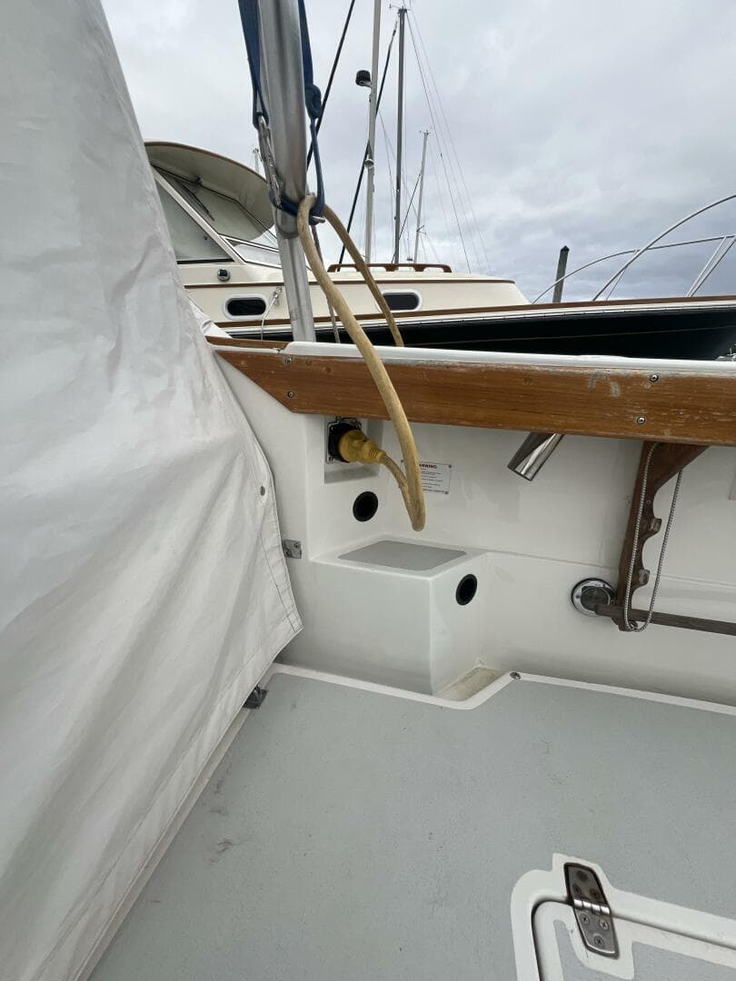 1993 Black Watch 33 — photo 16