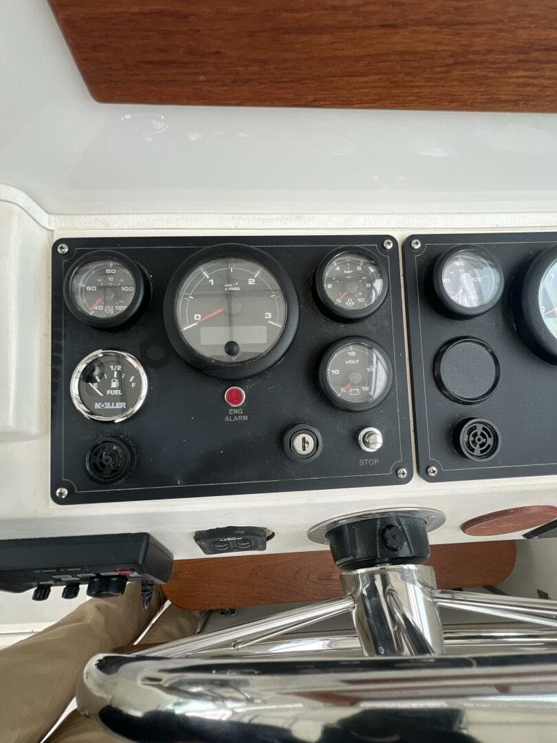 1993 Black Watch 33 — photo 37