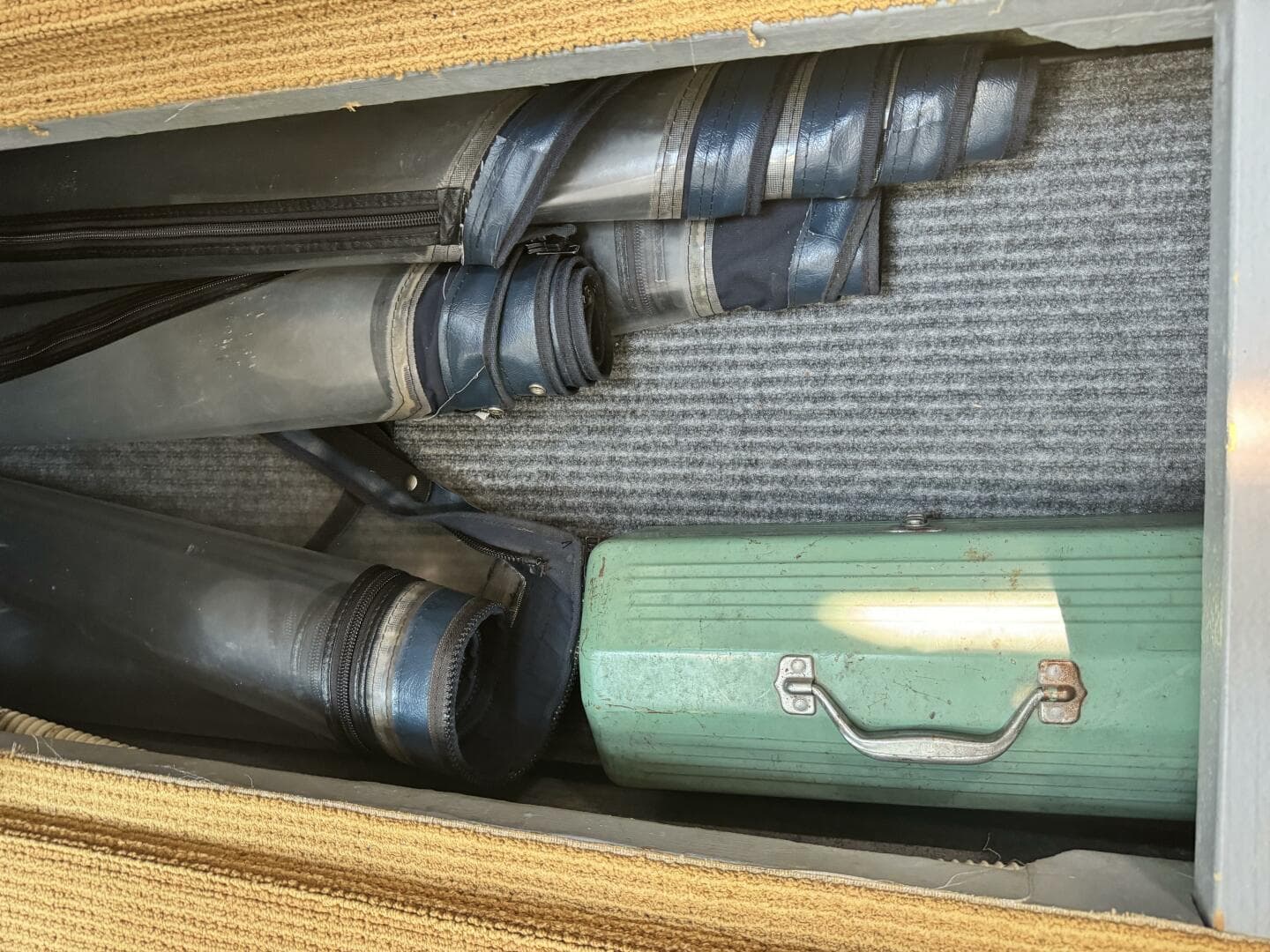 1995 Sea Ray Express Cruiser — photo 17