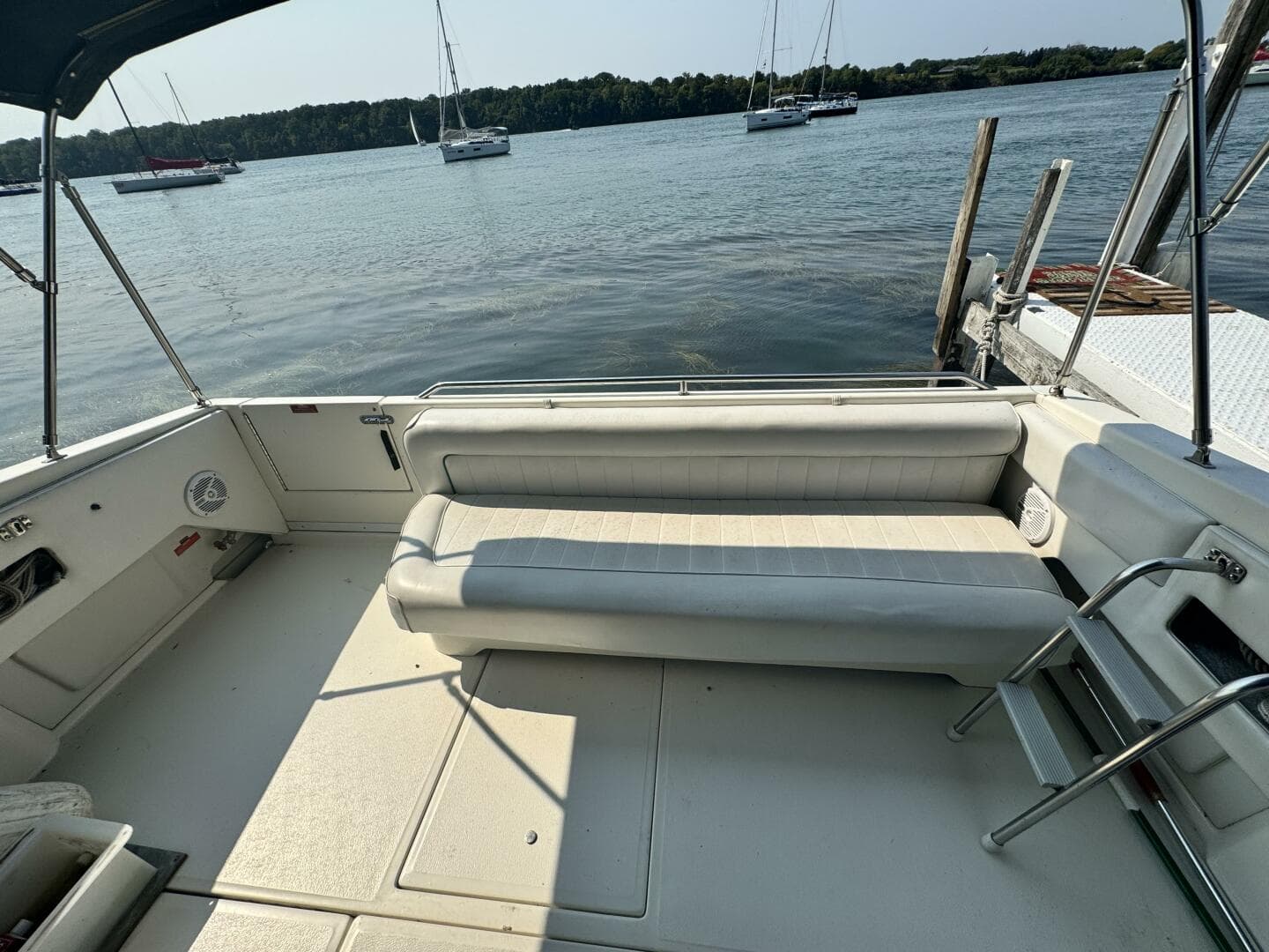 1995 Sea Ray Express Cruiser — photo 7