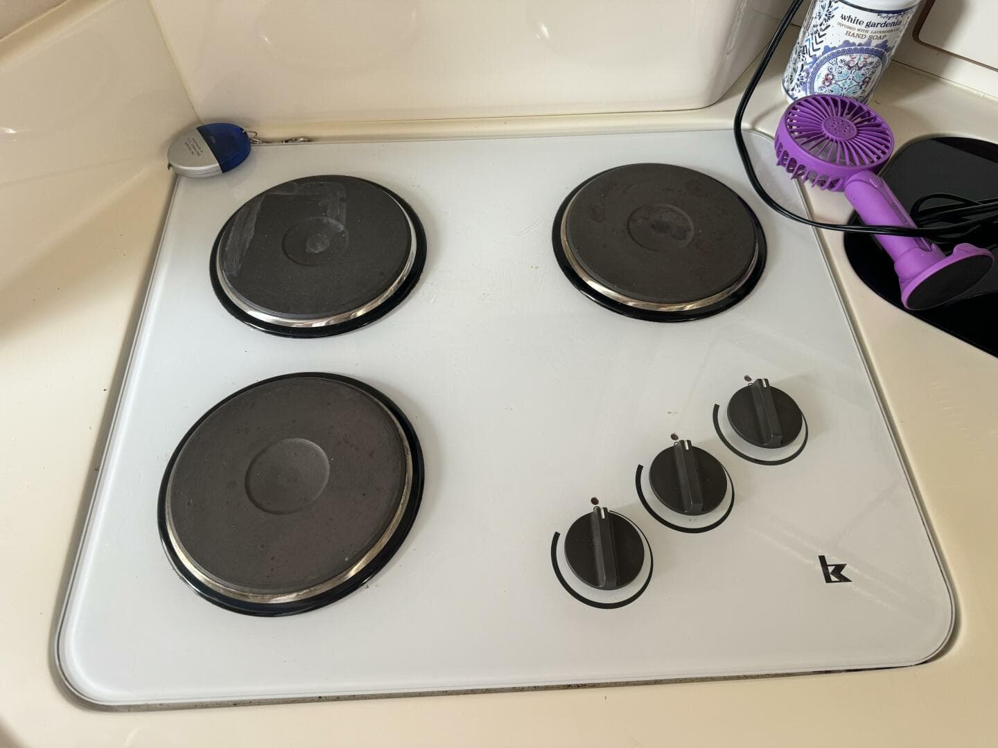 1995 Sea Ray Express Cruiser — photo 24