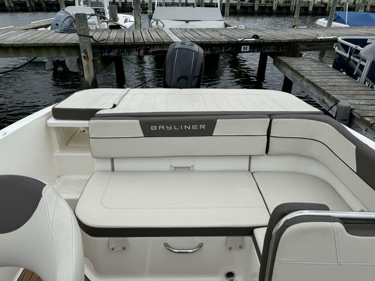 2018 Bayliner Vr 5 Bowrider OB — photo 7