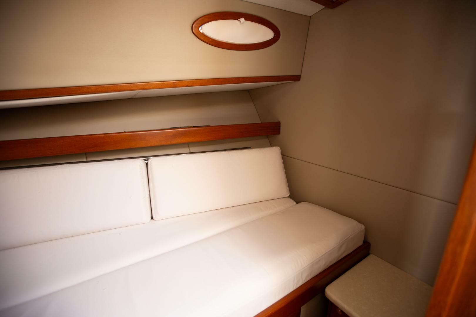 2017 Palm Beach Motor Yachts Pb 42 — photo 22