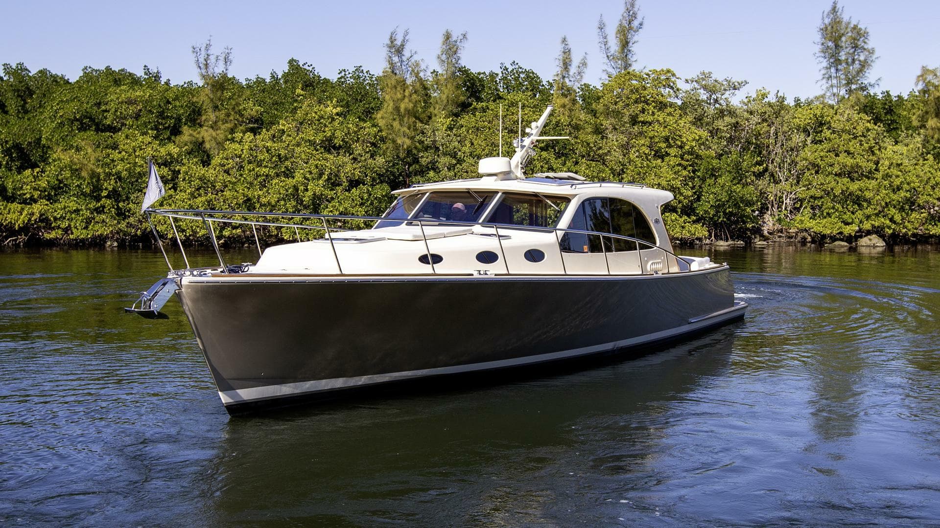 2017 Palm Beach Motor Yachts Pb 42 — photo 4