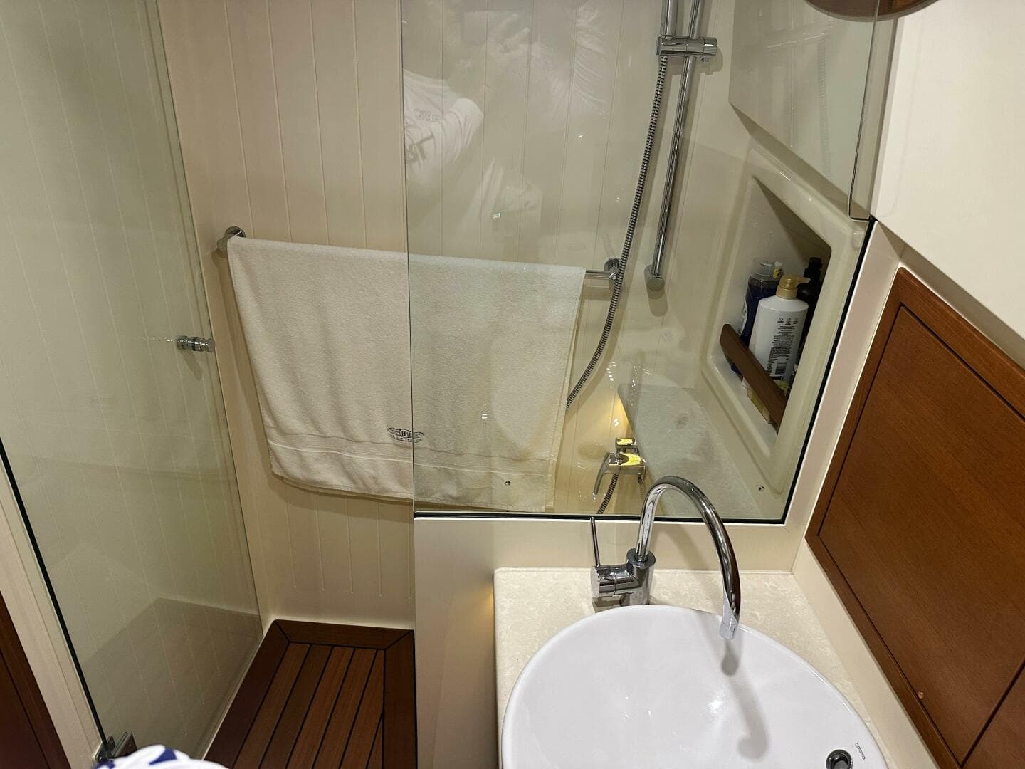 2017 Palm Beach Motor Yachts Pb 42 — photo 29