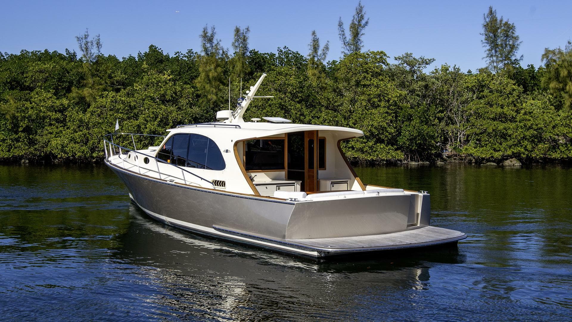 2017 Palm Beach Motor Yachts Pb 42 — photo 5