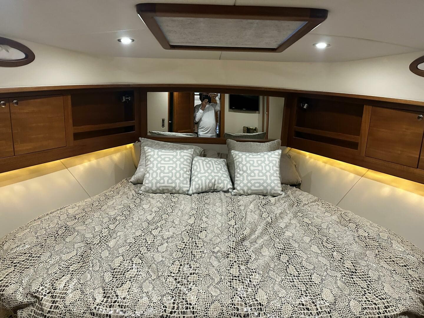 2017 Palm Beach Motor Yachts Pb 42 — photo 34