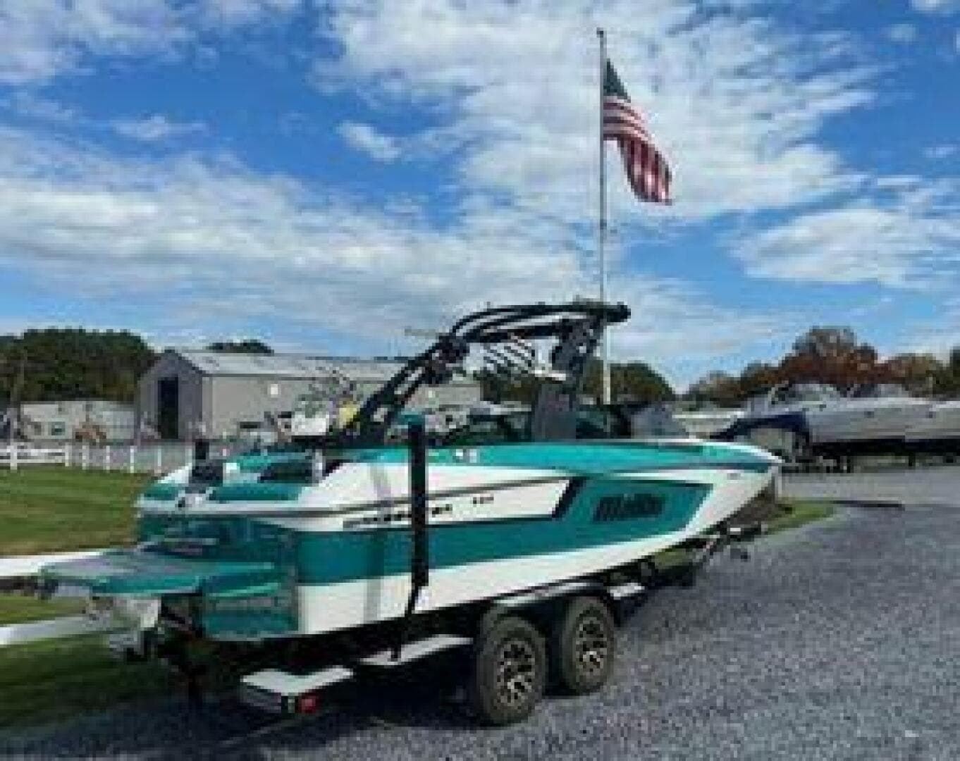 2020 Malibu 32 Mxz — photo 32