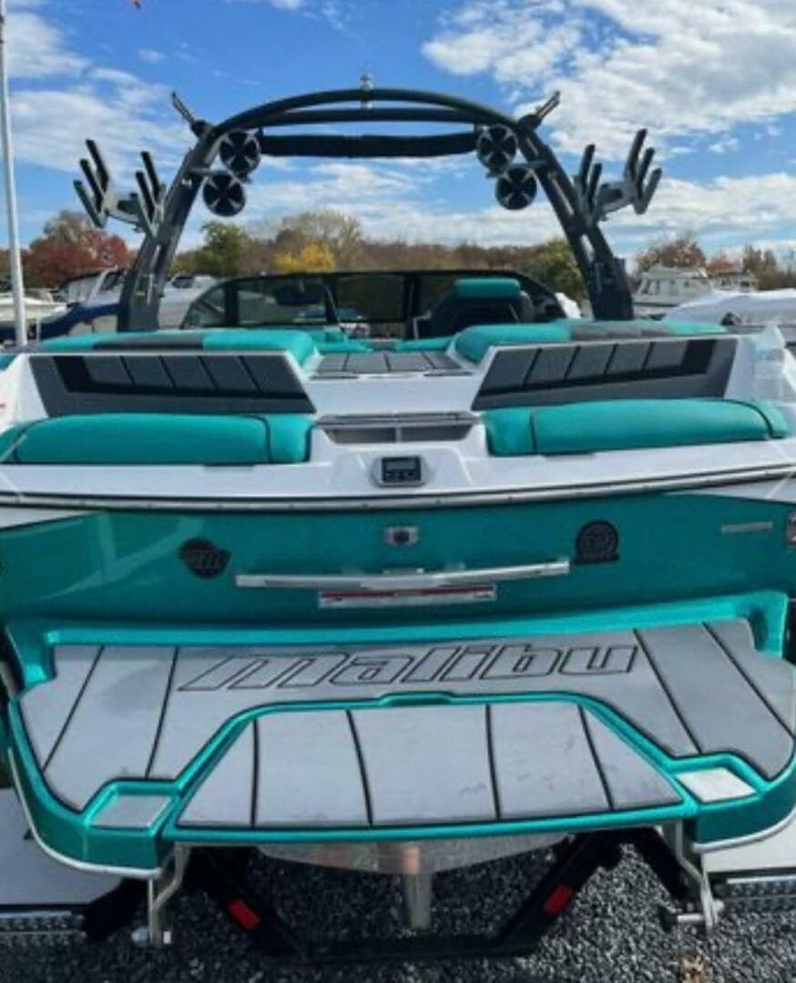 2020 Malibu 32 Mxz — photo 7