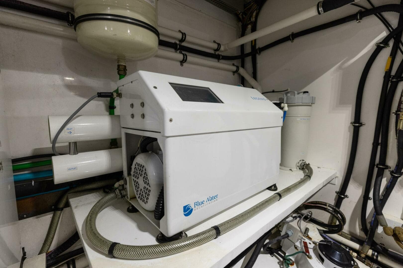 2016 Marlow Explorer 88E — photo 30