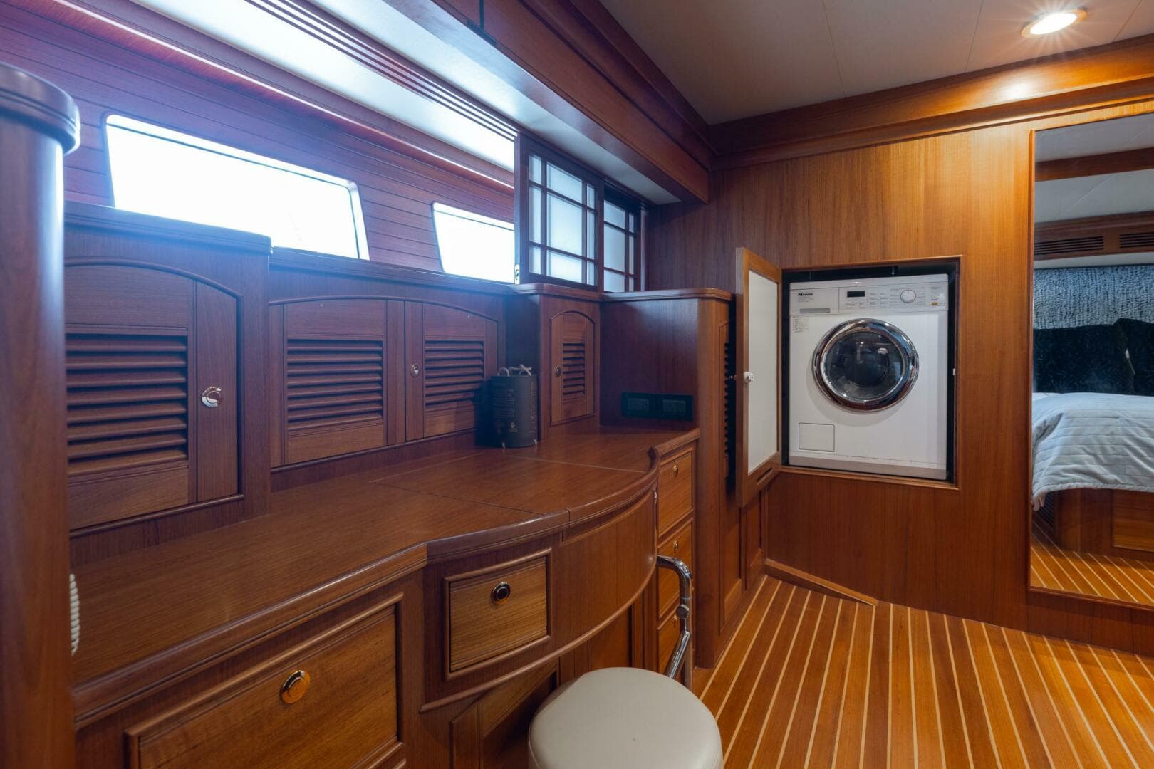 2016 Marlow Explorer 88E — photo 17