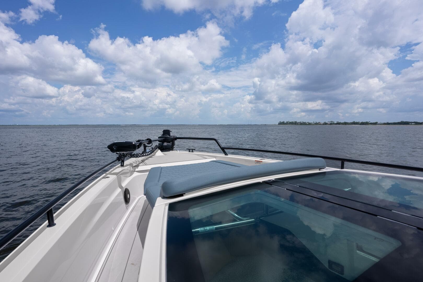 2023 Axopar 37 XC Cross Cabin — photo 15