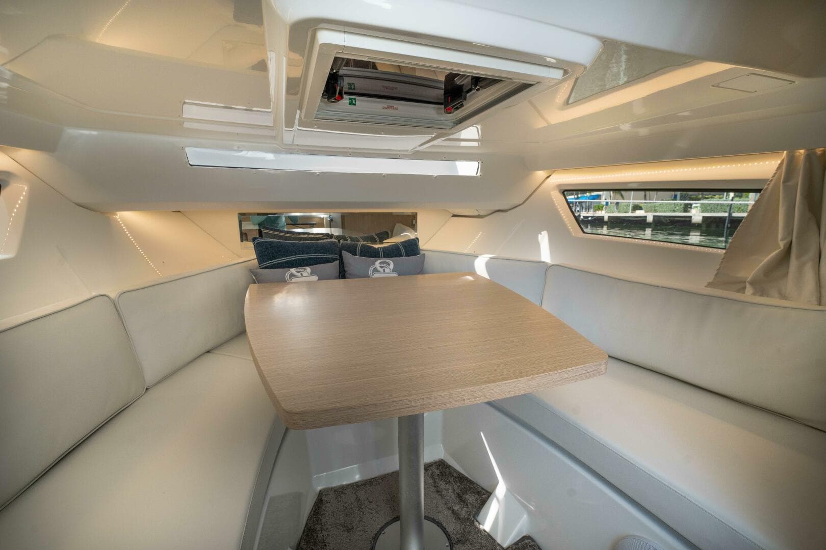 2024 Jeanneau Leader 9.0 WA S2 — photo 53