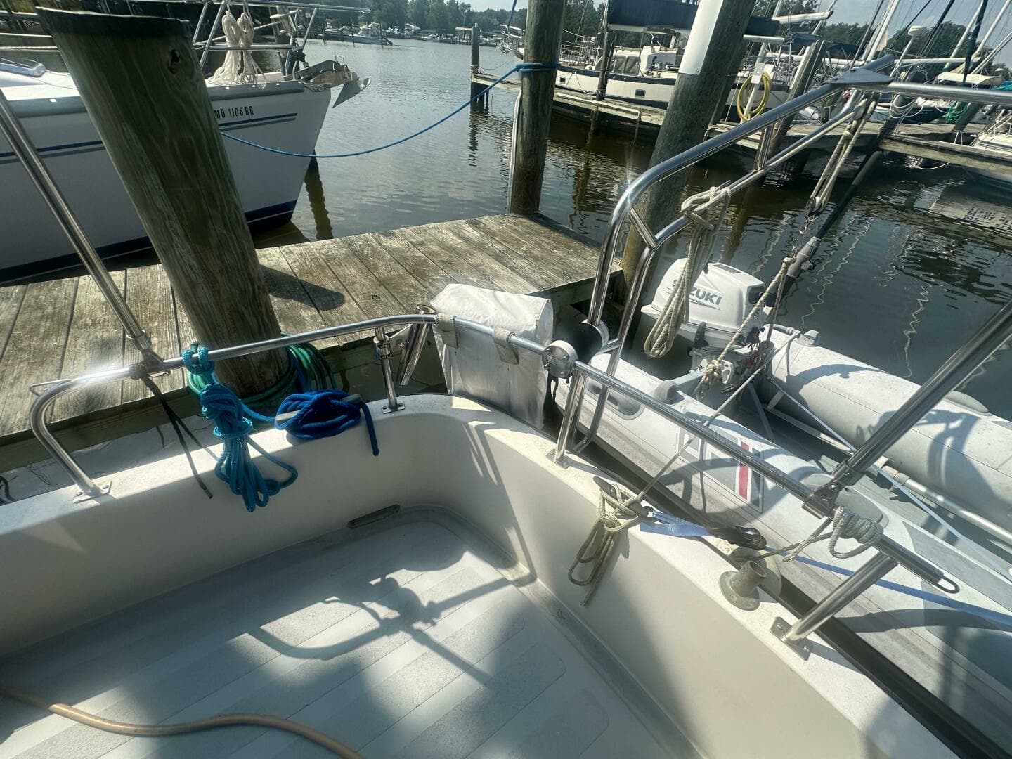 1985 Nordic Tugs 32 — photo 39