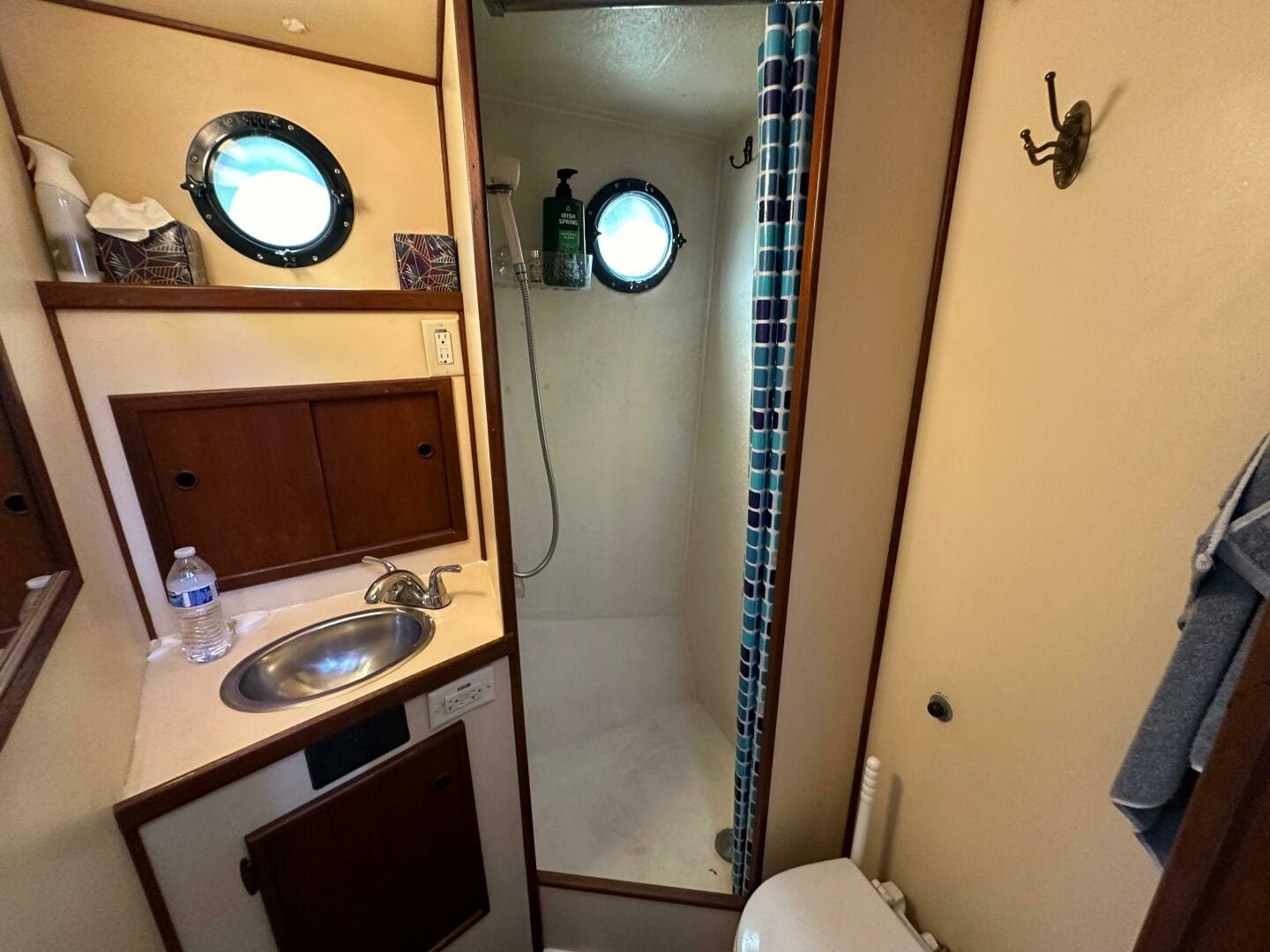 1985 Nordic Tugs 32 — photo 26