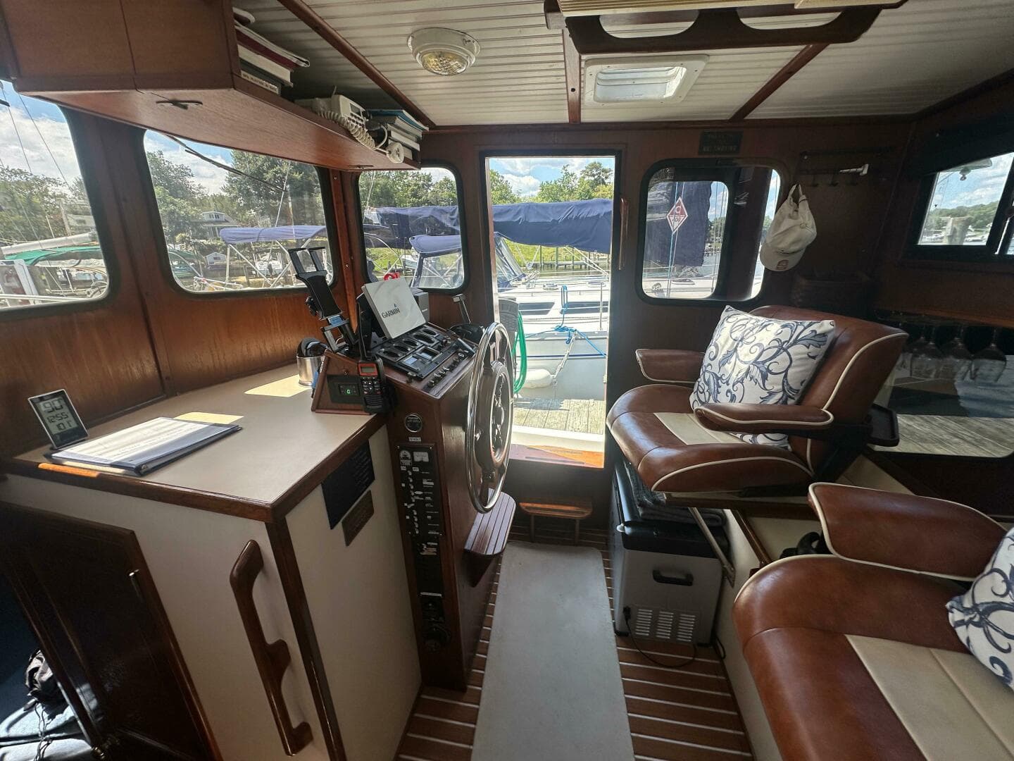 1985 Nordic Tugs 32 — photo 14