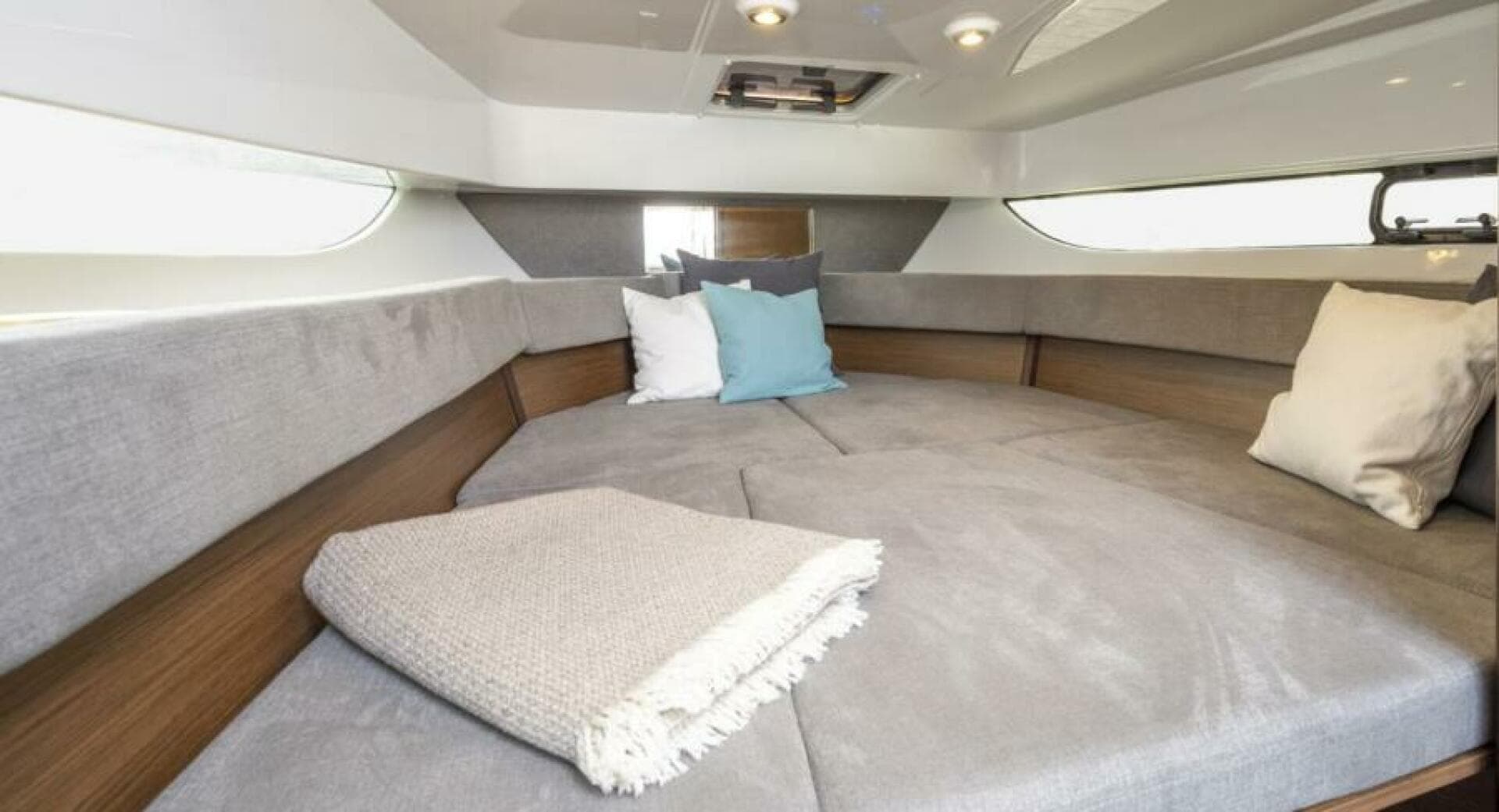 2025 Beneteau Flyer 9 Sundeck — photo 7