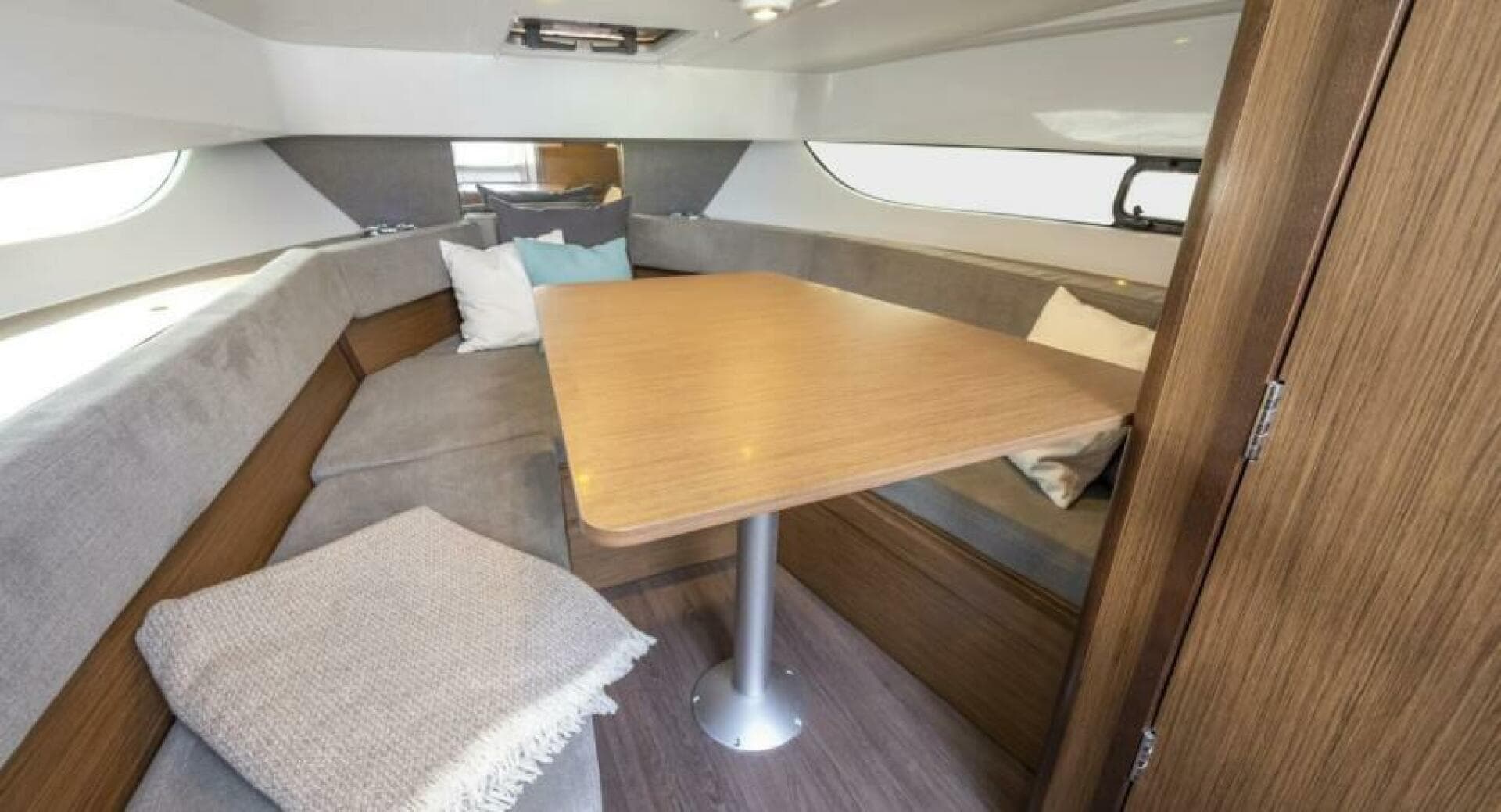 2025 Beneteau Flyer 9 Sundeck — photo 5