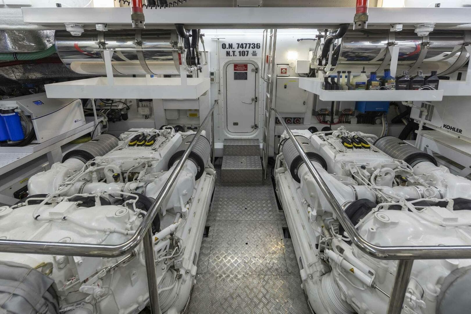 2017 Sunseeker 95 Yacht — photo 67