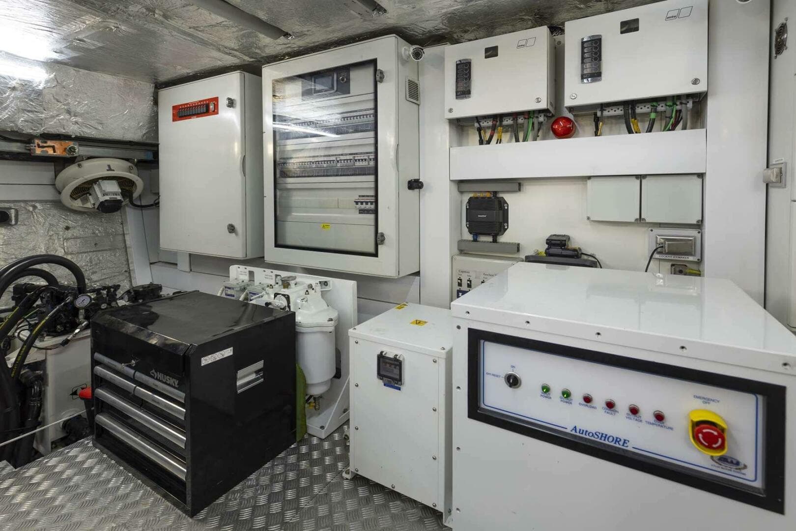 2017 Sunseeker 95 Yacht — photo 70