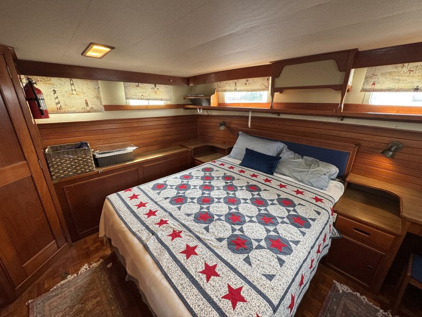 1989 Grand Banks 42 — photo 71