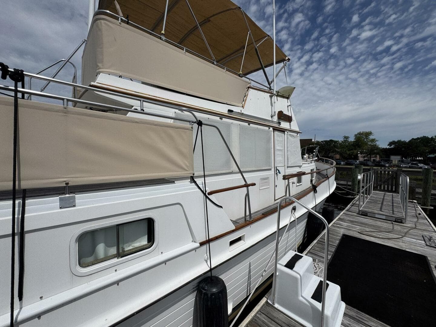 1989 Grand Banks 42 — photo 8